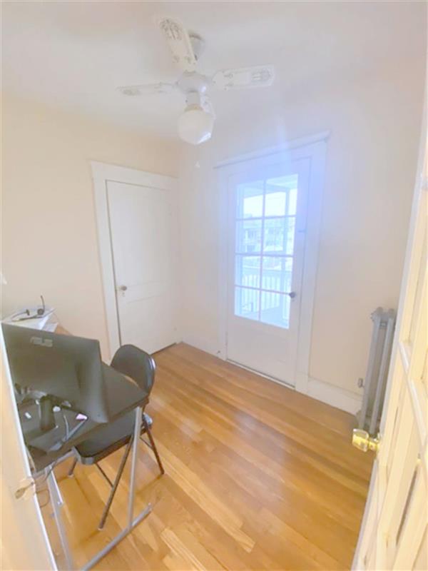 76 Hooker Ave, West Somerville