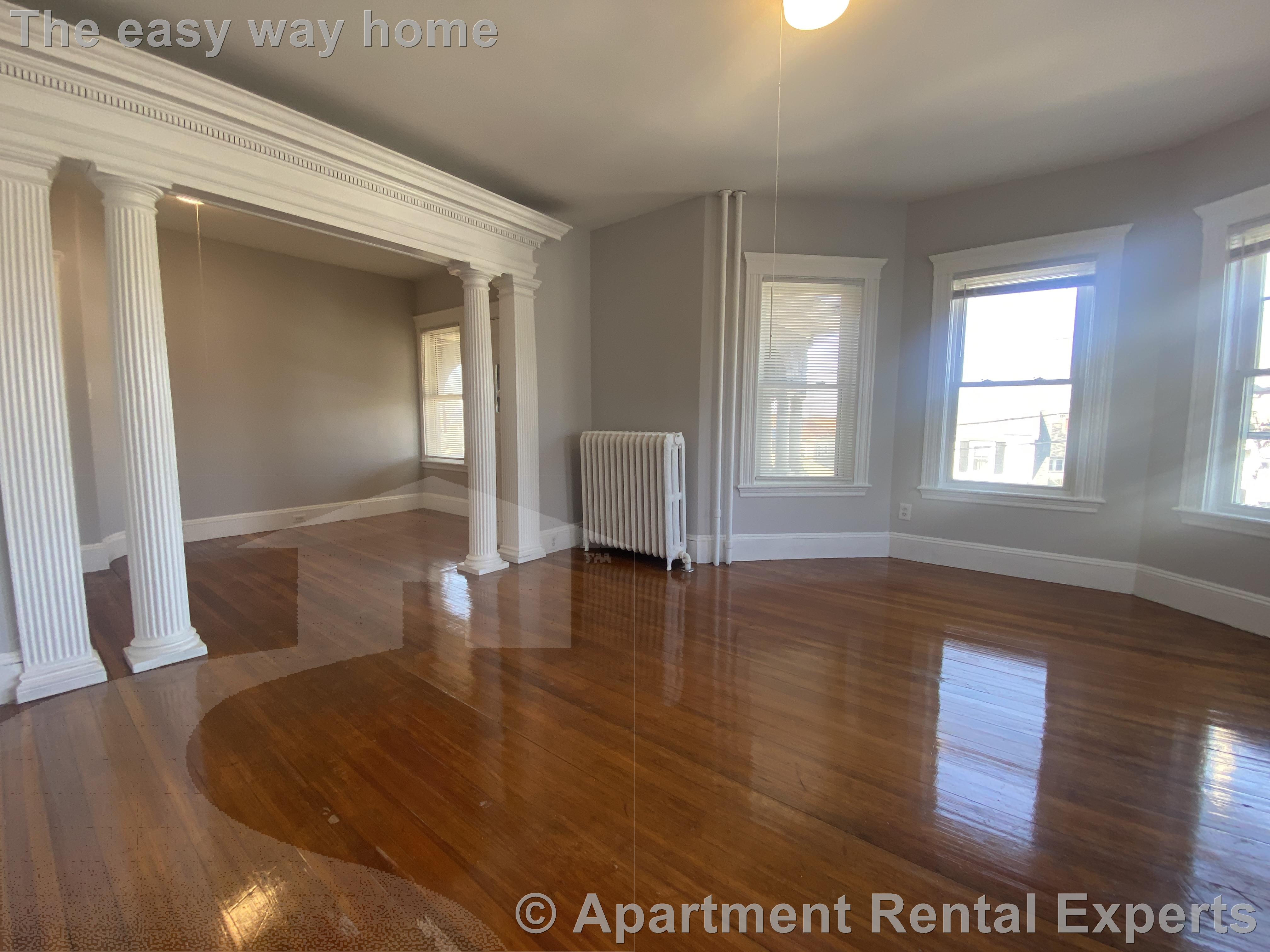 22 Adams St, Winthrop