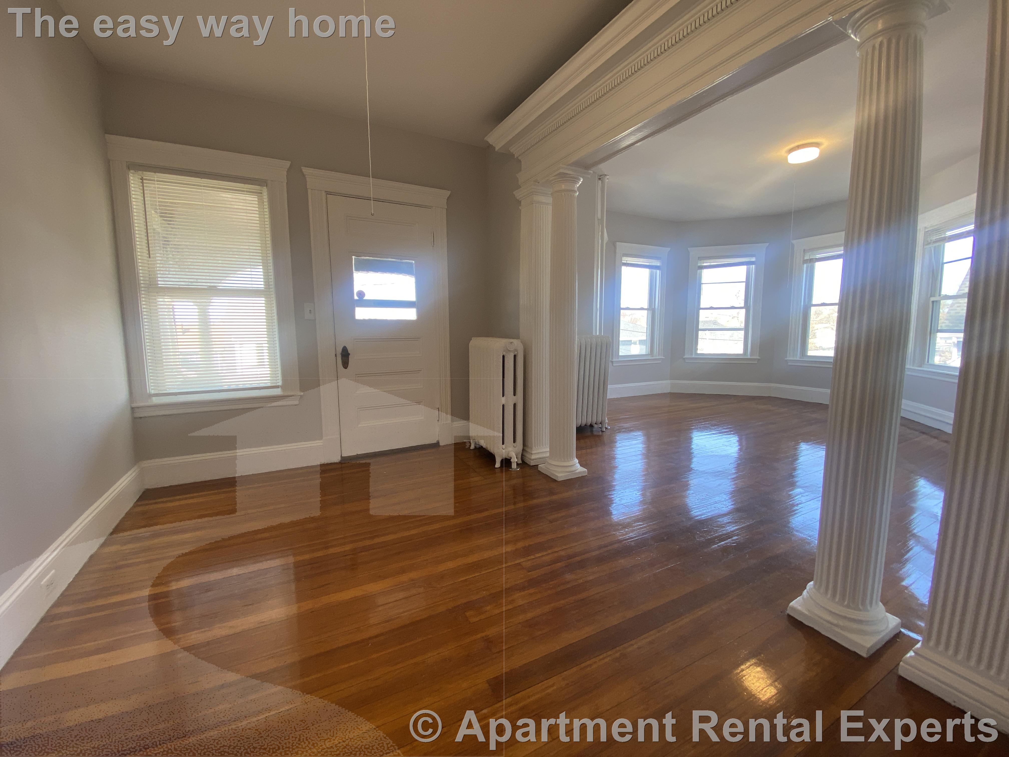 22 Adams St, Winthrop