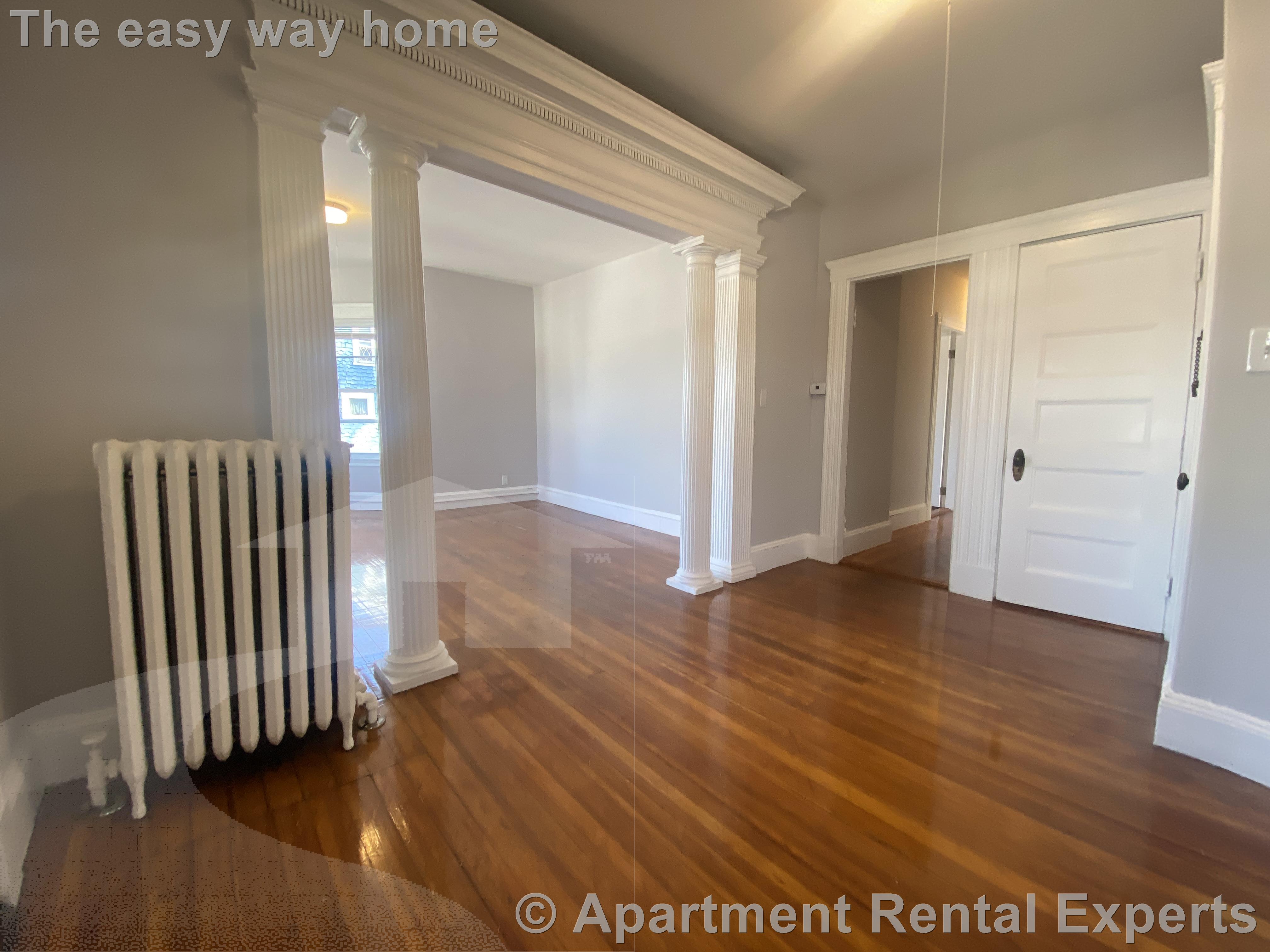 22 Adams St, Winthrop