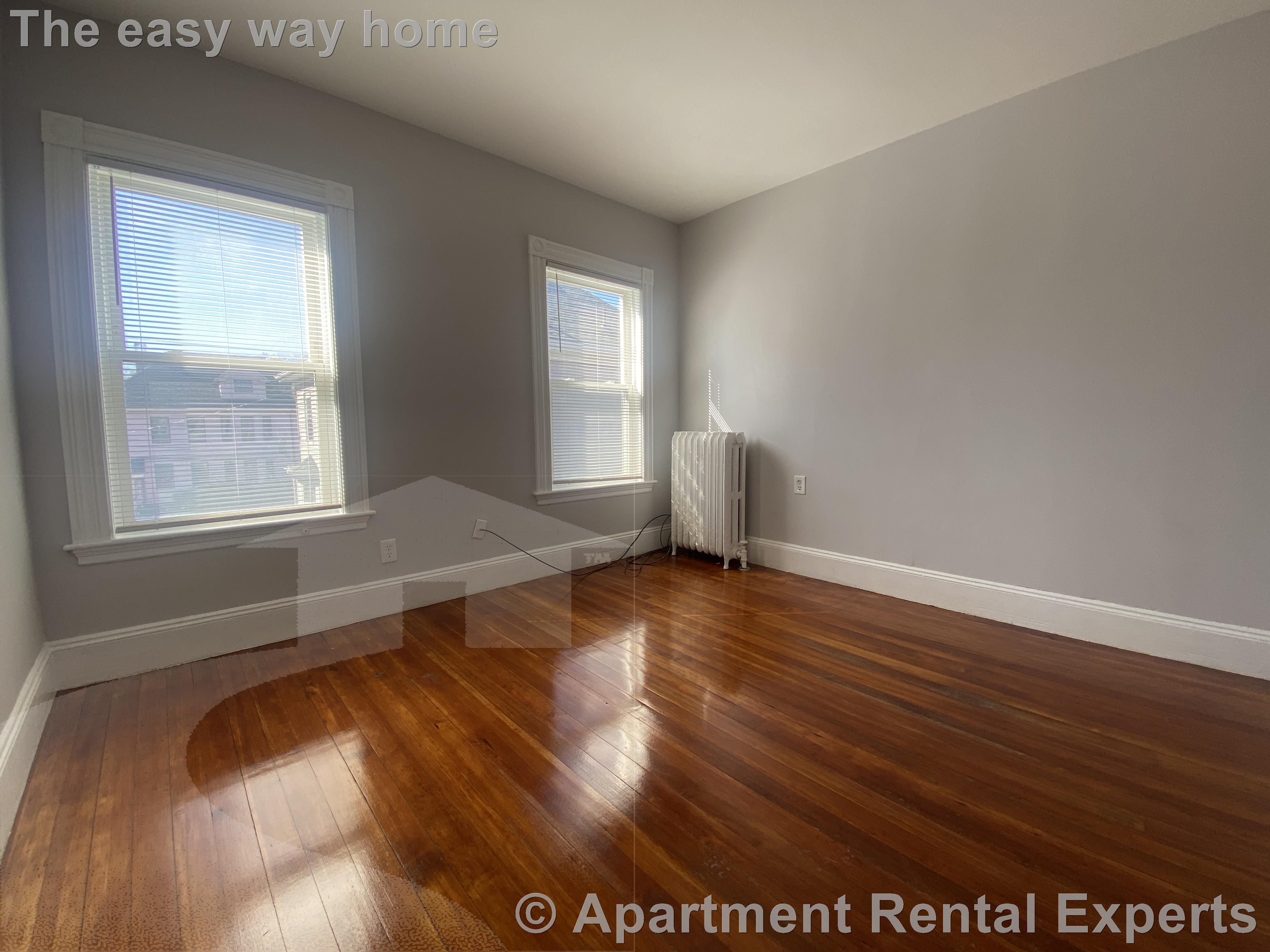 22 Adams St, Winthrop