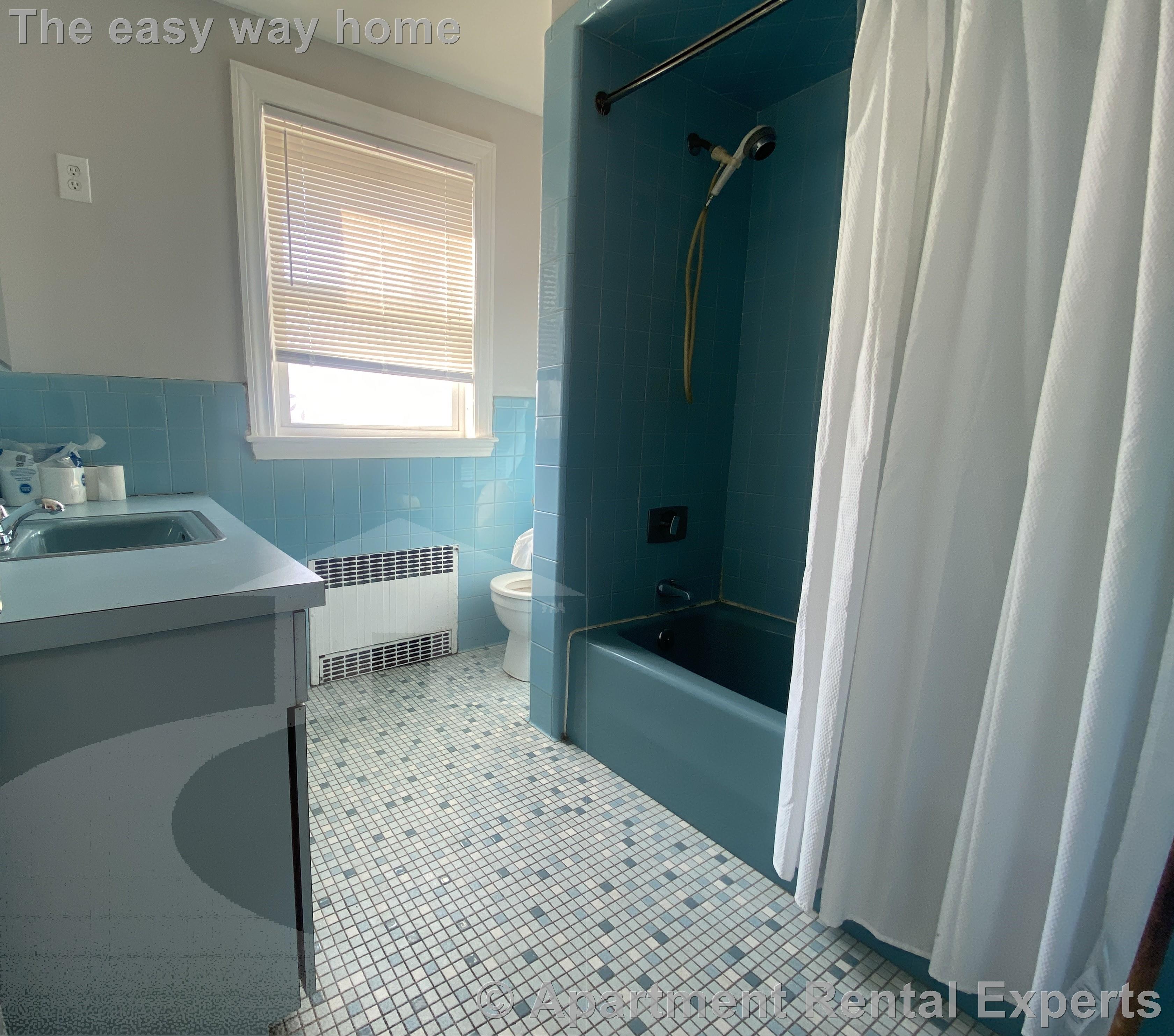 22 Adams St, Winthrop