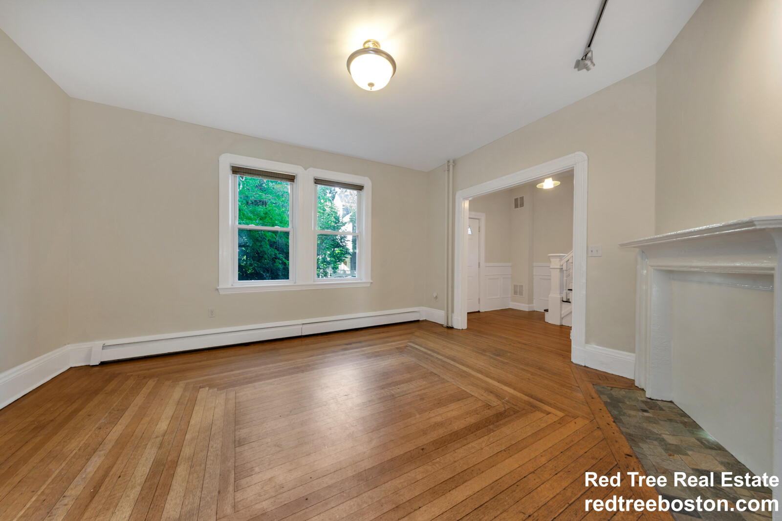 5 Murdock Ter, Brighton