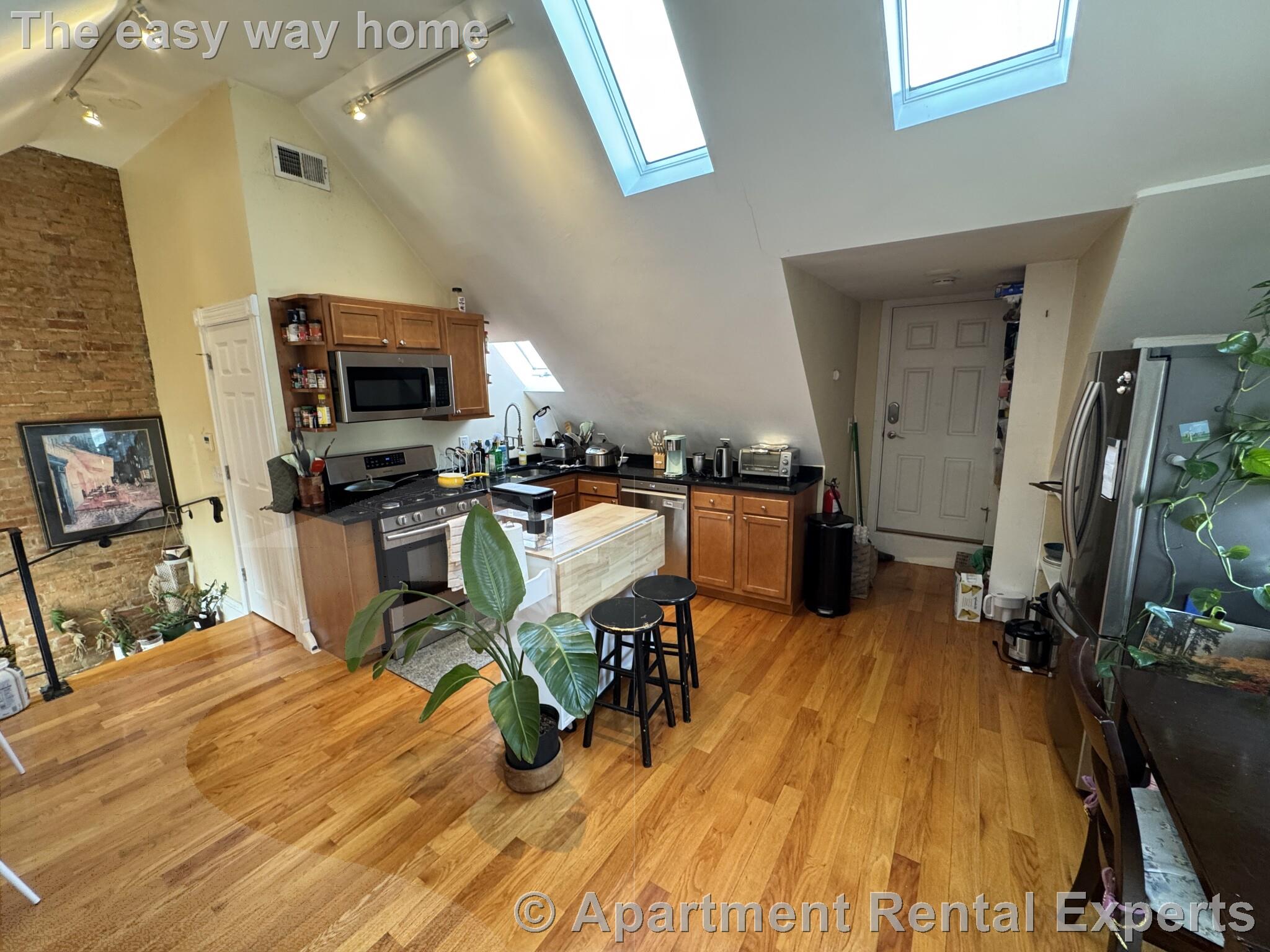 87 Morrison Ave, Davis Square