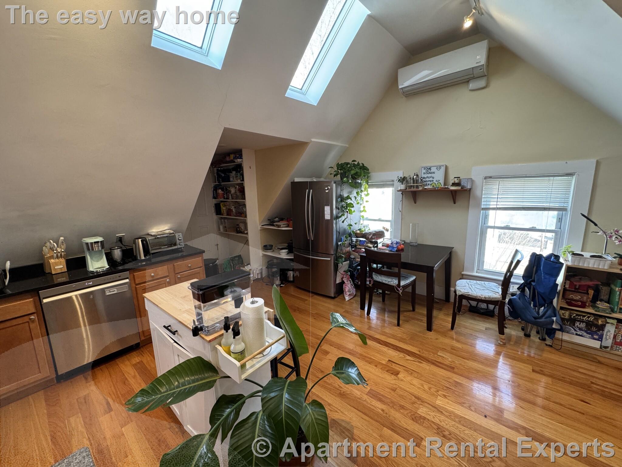 87 Morrison Ave, Davis Square