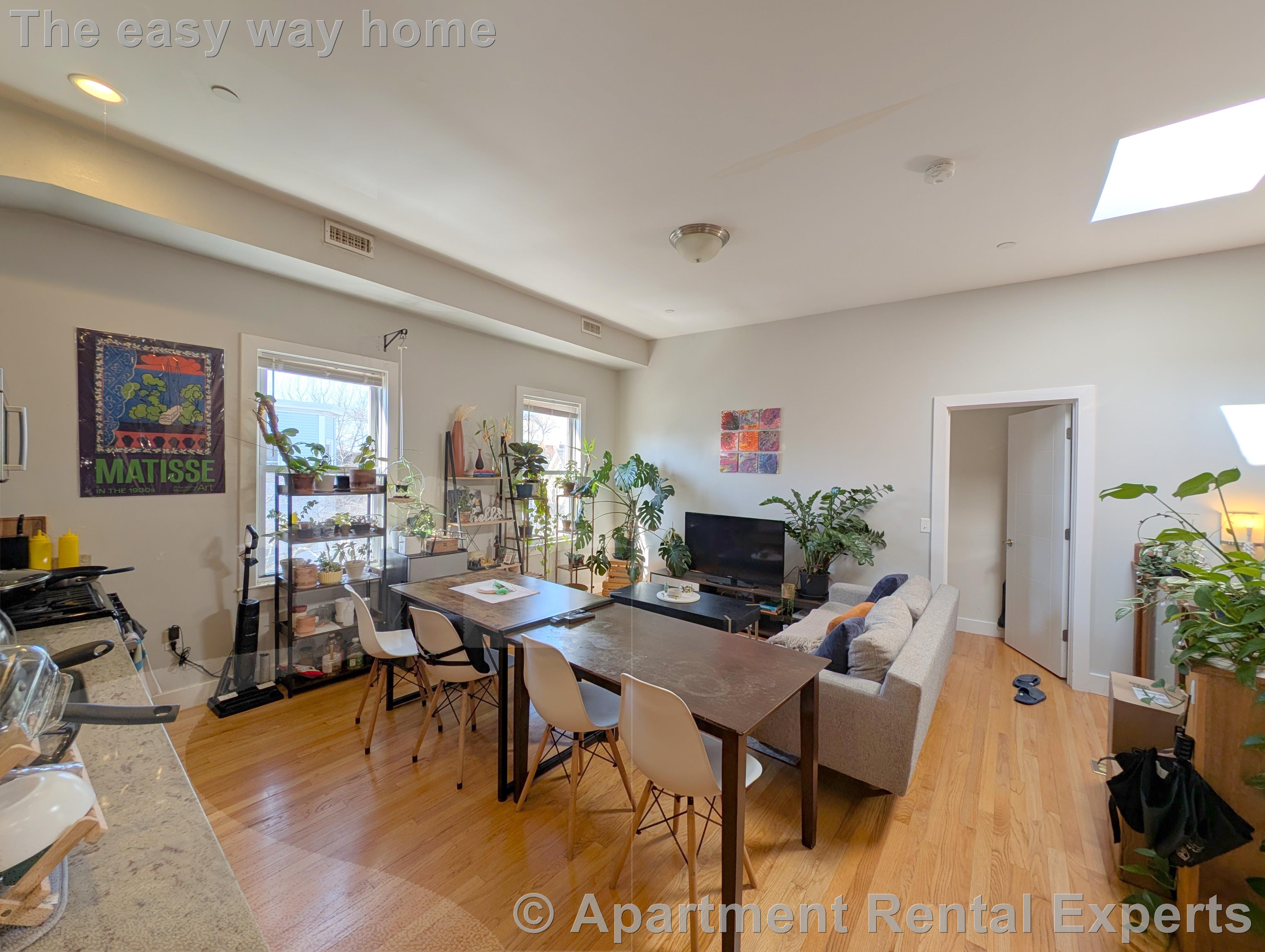 308 Western Ave, Central Square