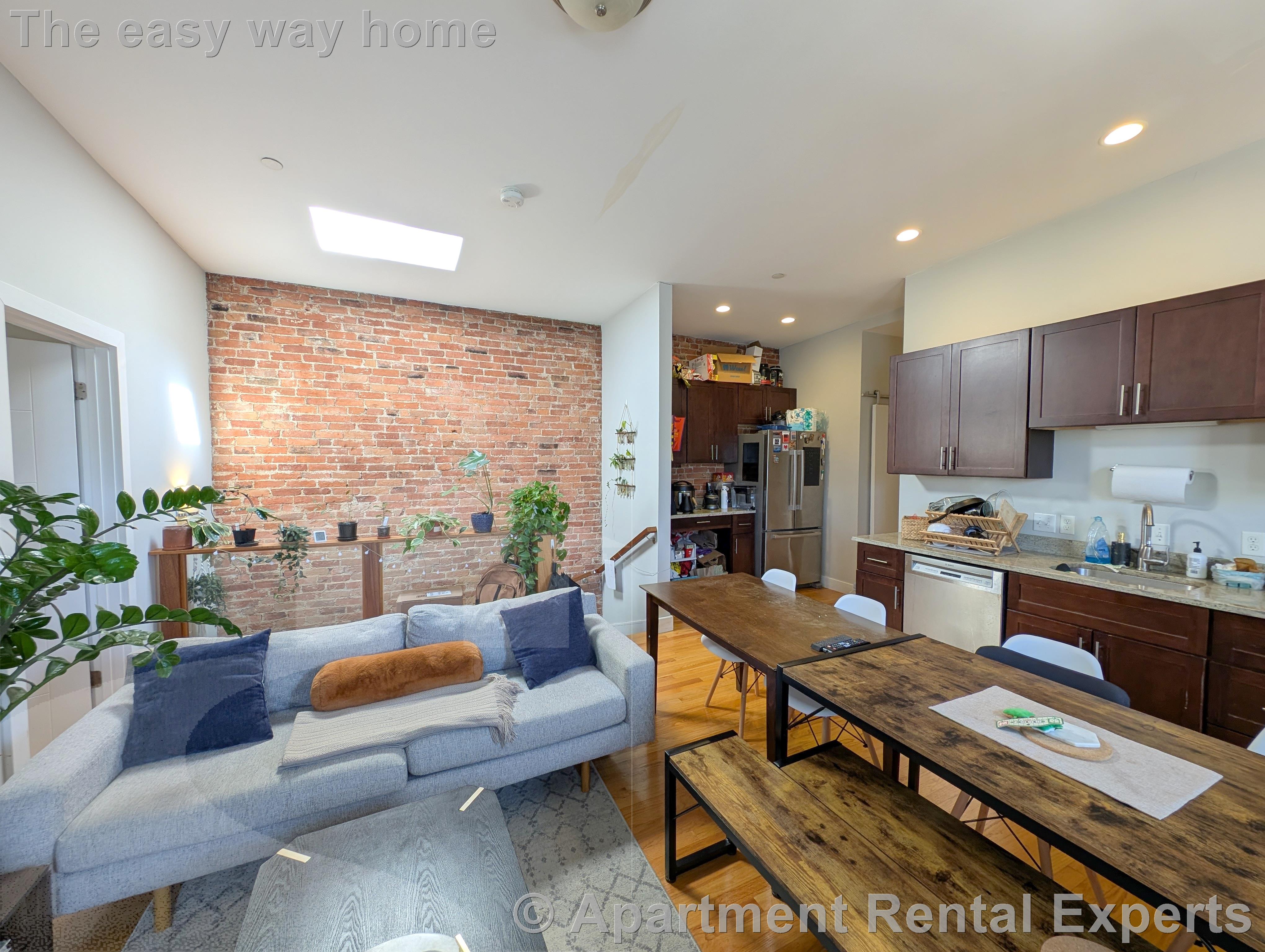 308 Western Ave, Central Square