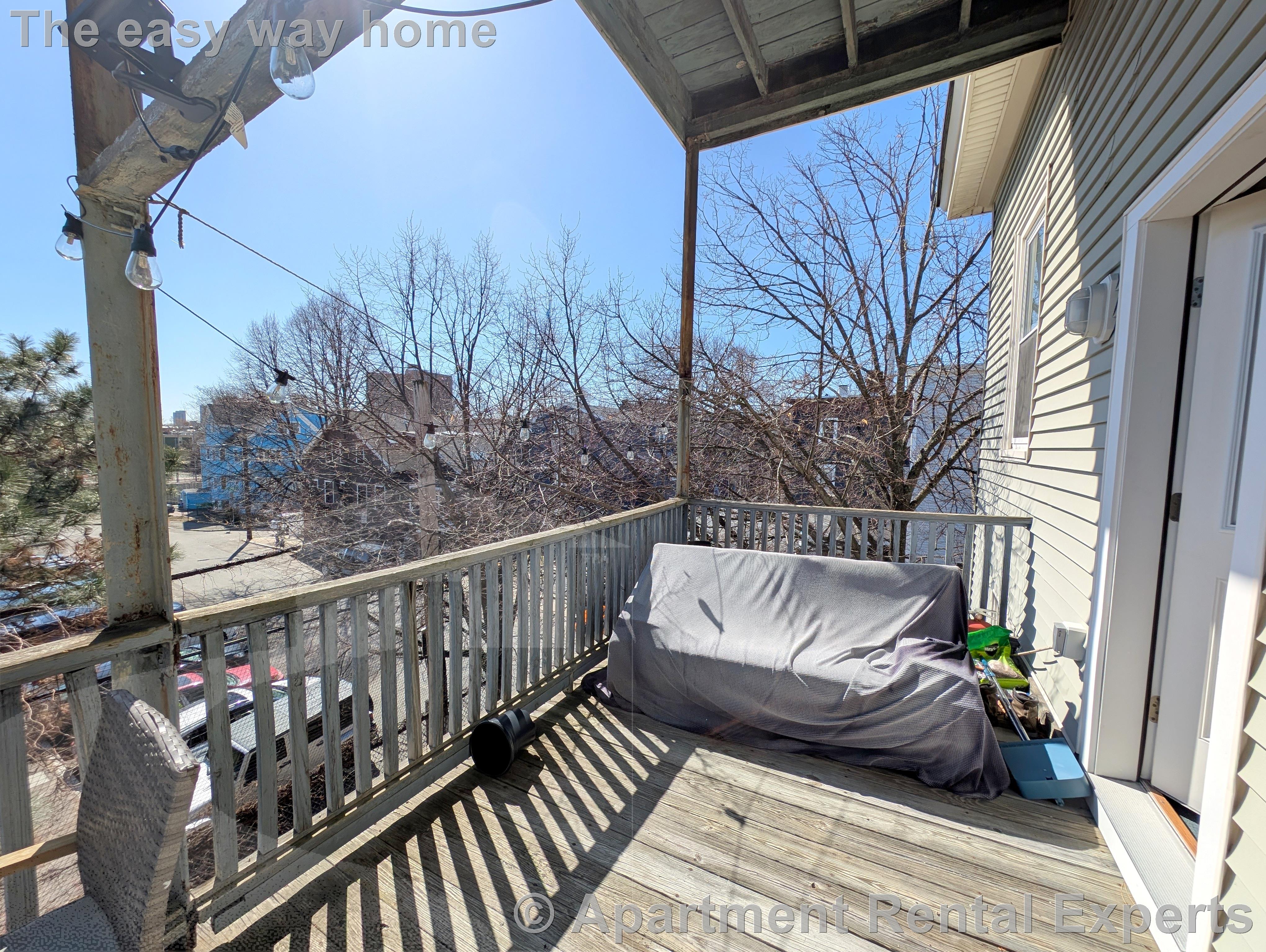 308 Western Ave, Central Square