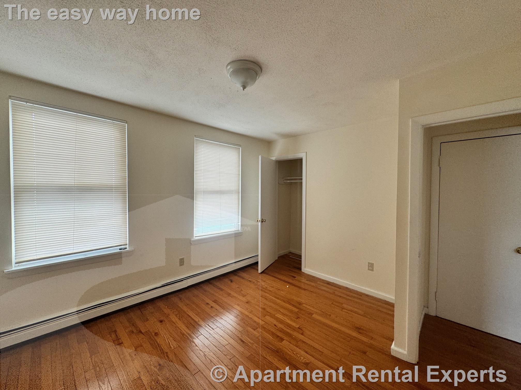 19 Pine St, Central Square