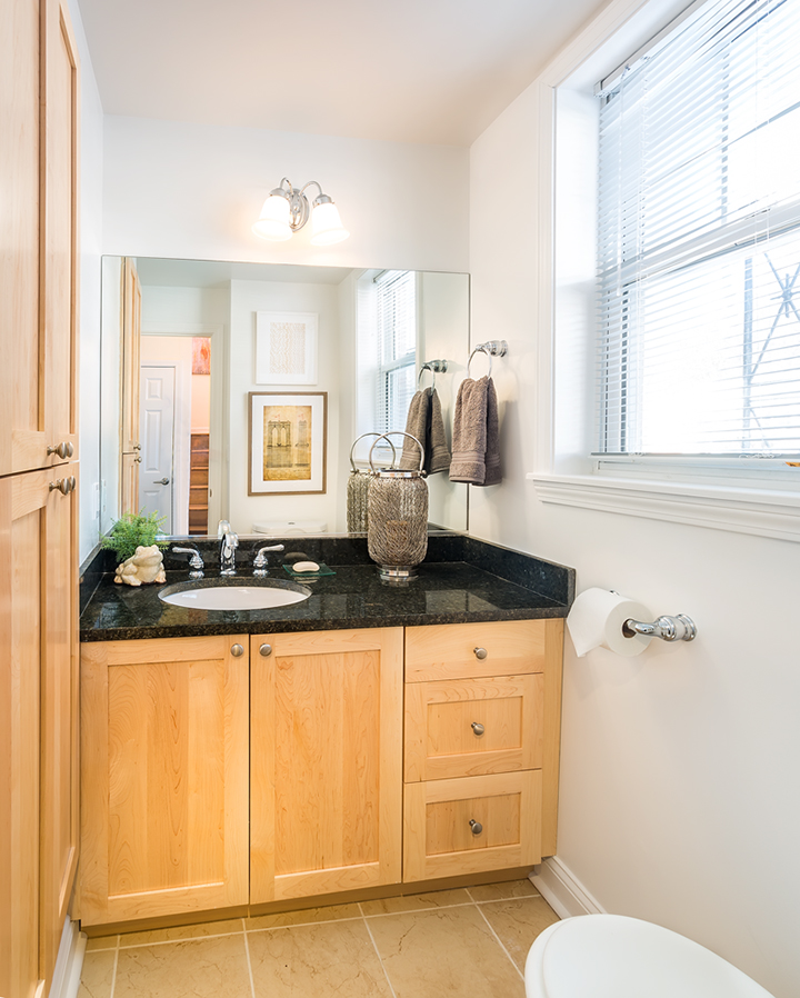 1 bed, 1.5 bath apartment for rent at 48 Thornton Rd Unit 1, West Roxbury — photo 3 of 5