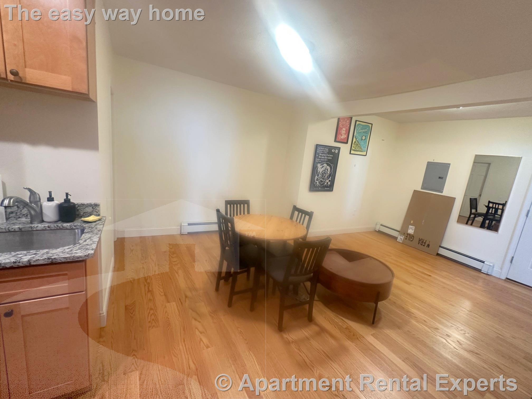 82 Sacramento St, Porter Square