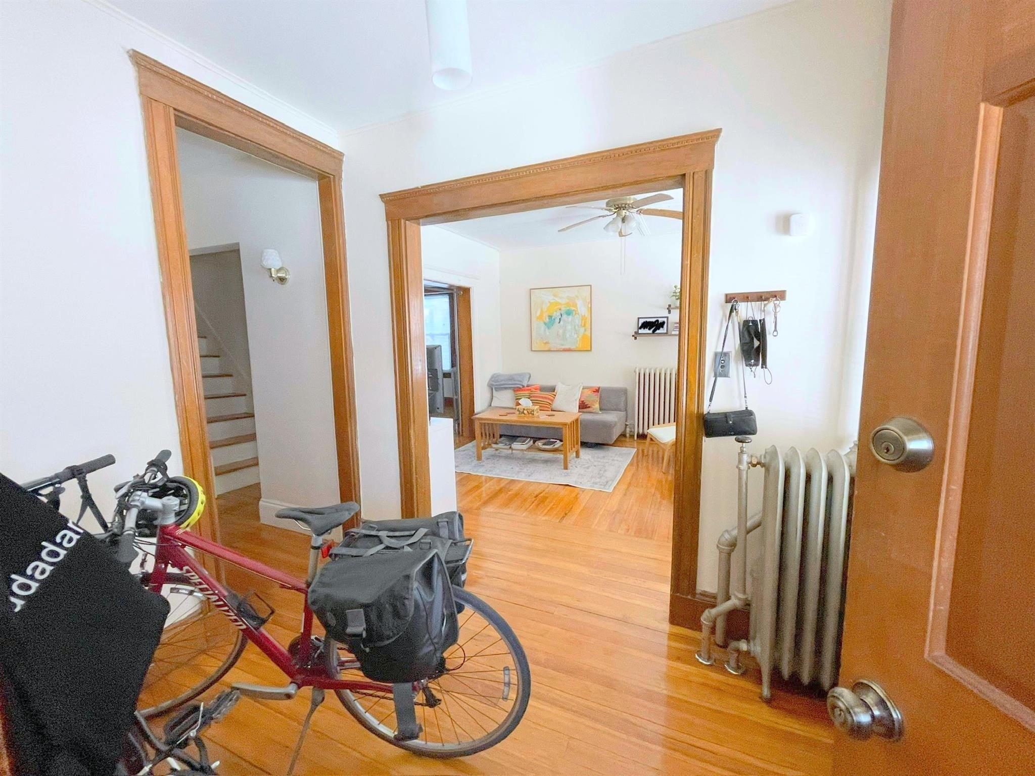 88 Bristol Rd, Medford