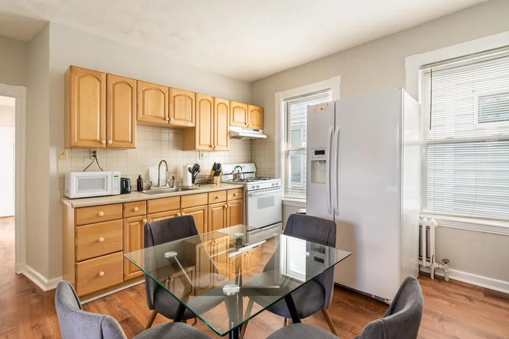 14 Elder St, Dorchester