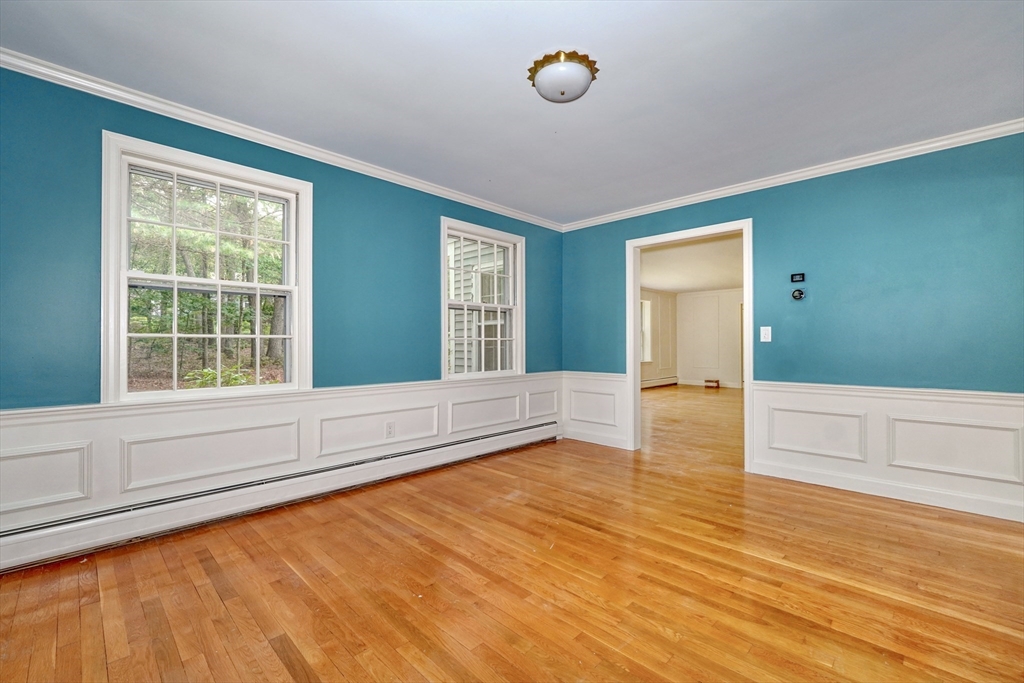 15 Goose Pond Rd, Lincoln