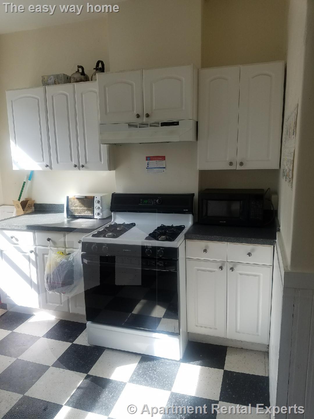 108 Central St, Winter Hill