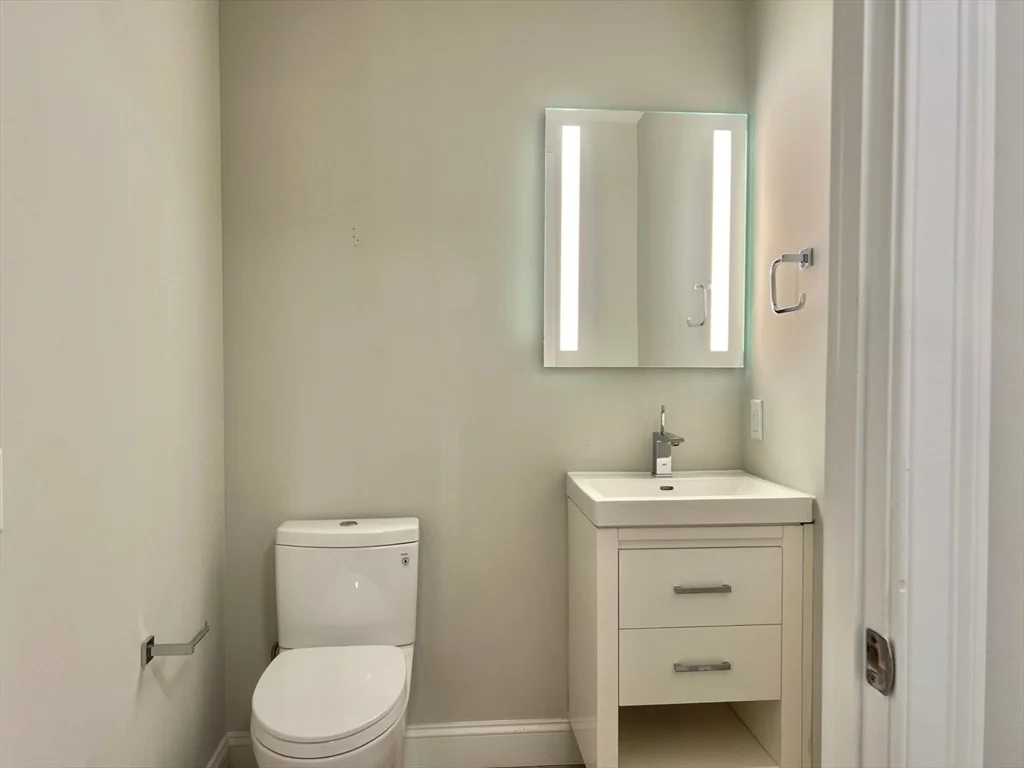 771 Harrison Ave, South End