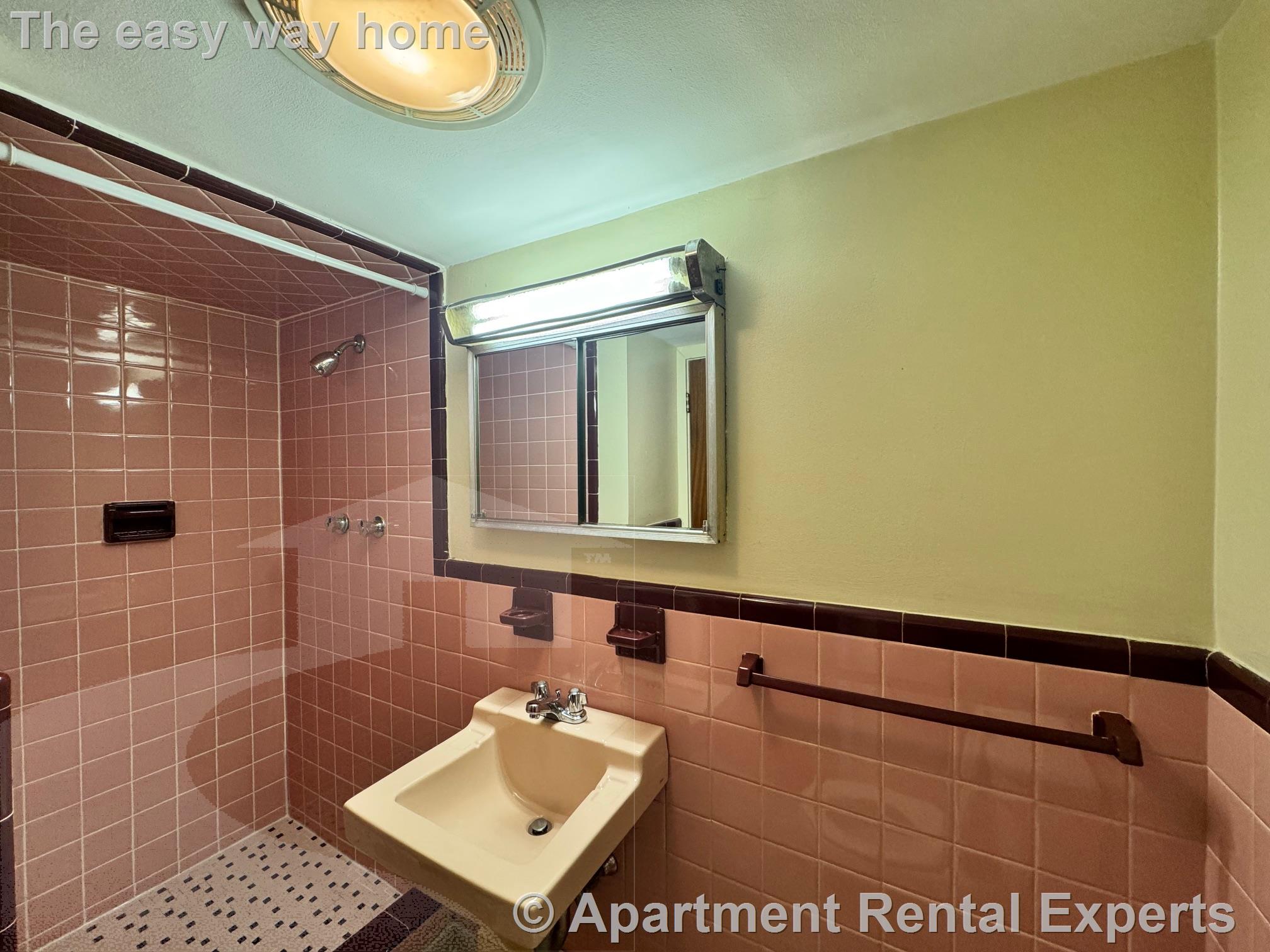 15 Highland Ave, Prospect Hill