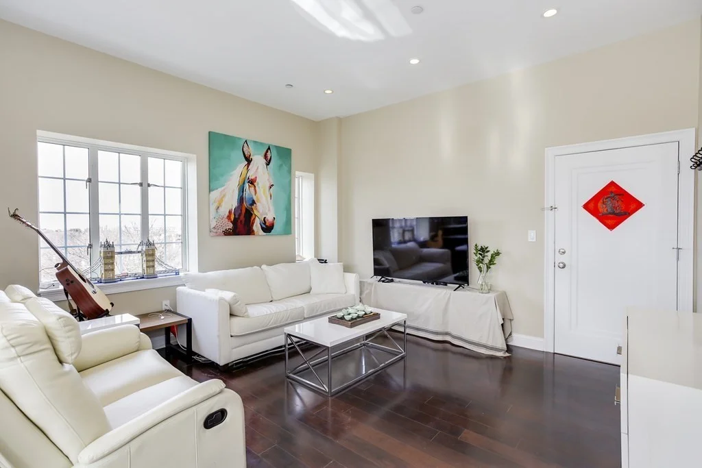 20 Chapel, Longwood