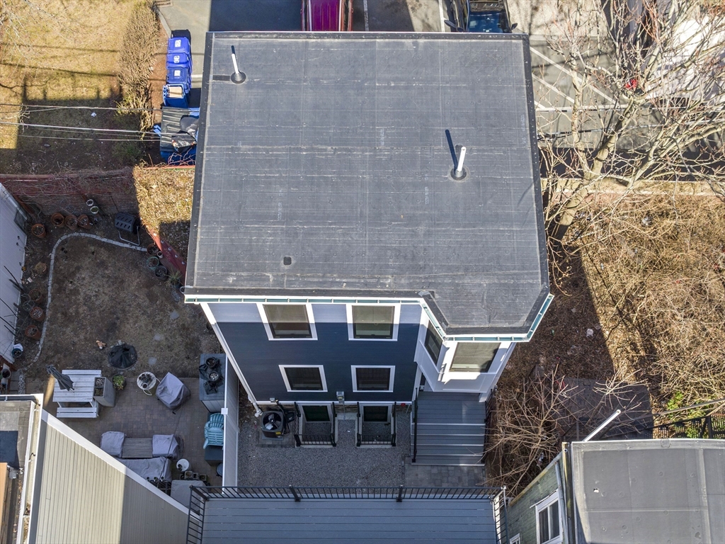 48 Woodward, South Boston