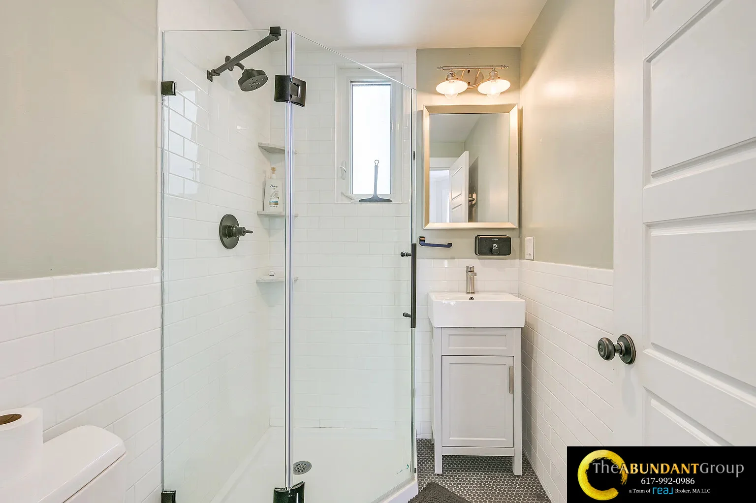 44 Cottage St, Watertown