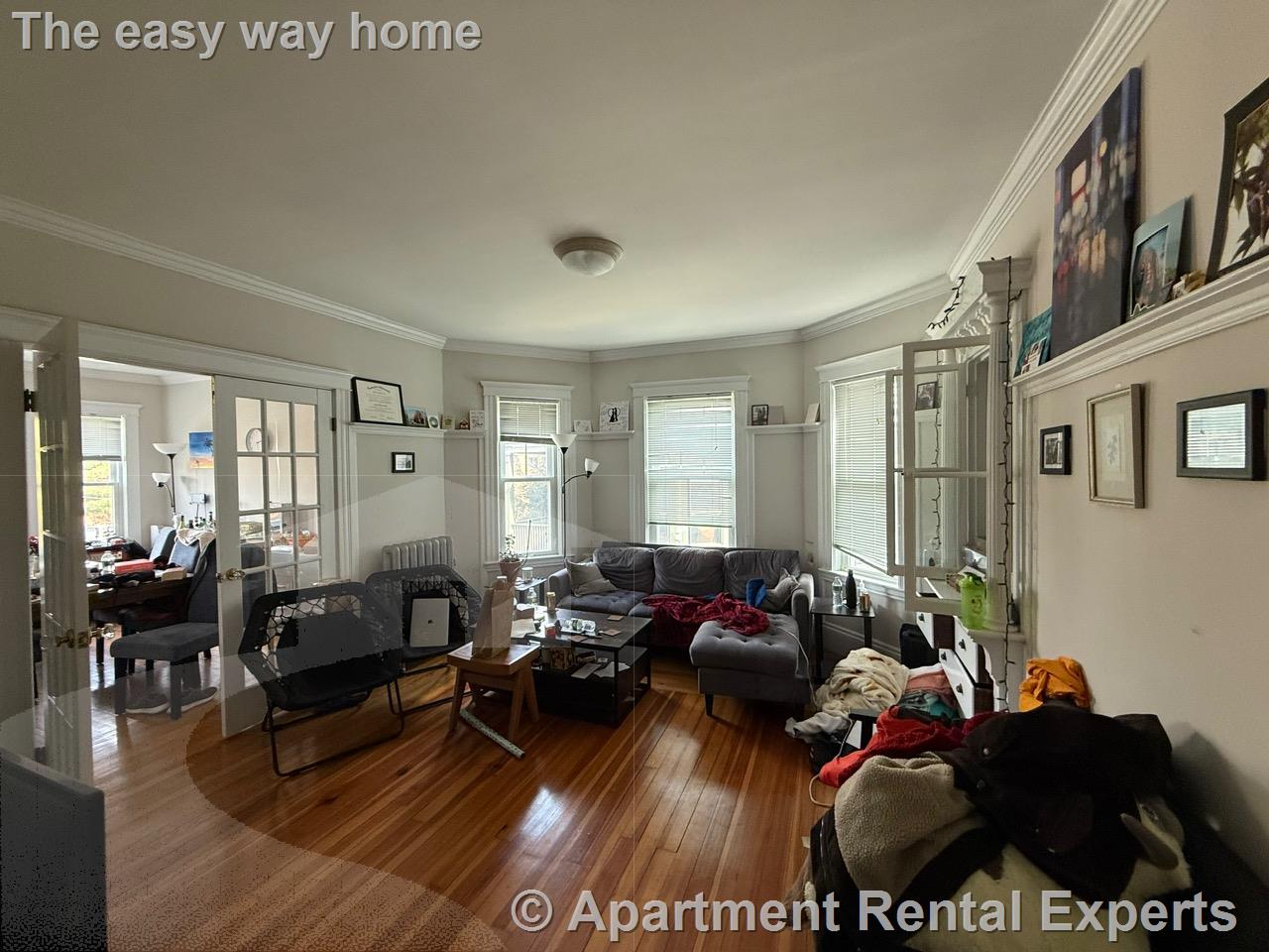 92 Powderhouse Blvd, Davis Square