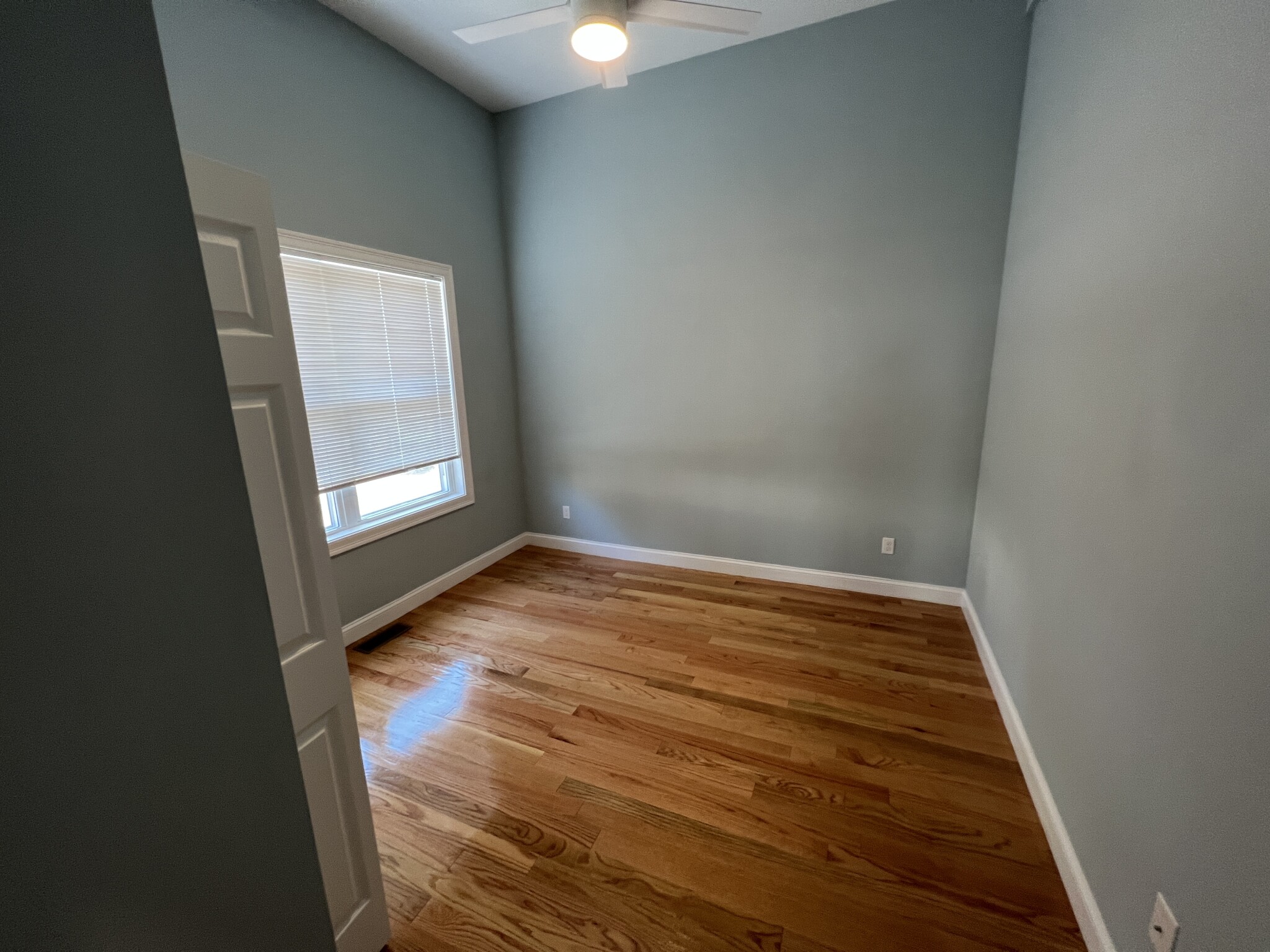 126 Cross St, East Somerville