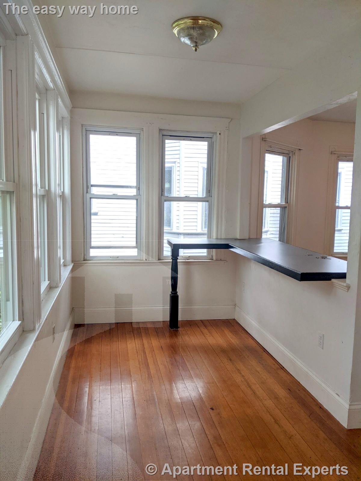 14 Sanborn Ave, Union Square