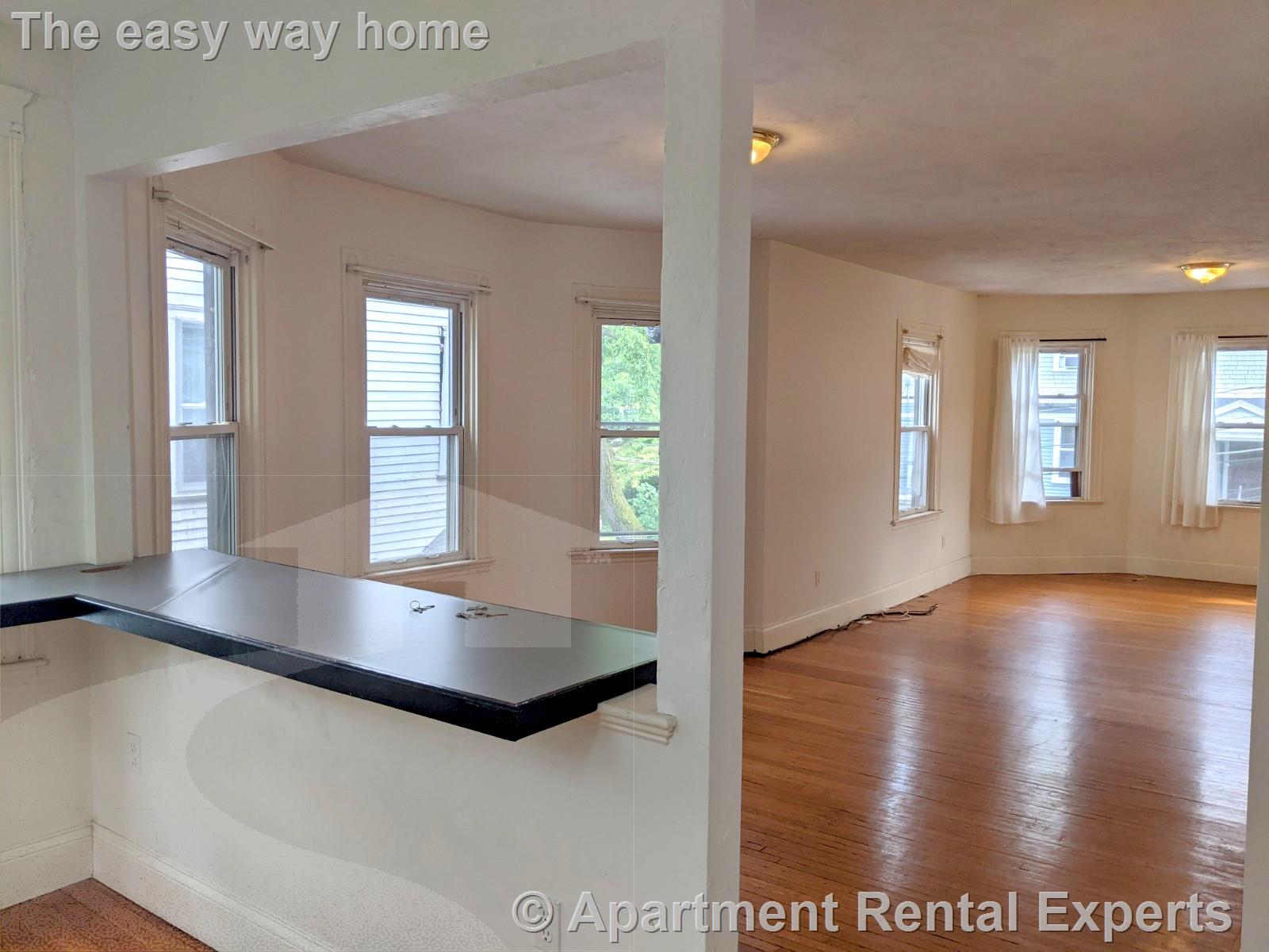 14 Sanborn Ave, Union Square