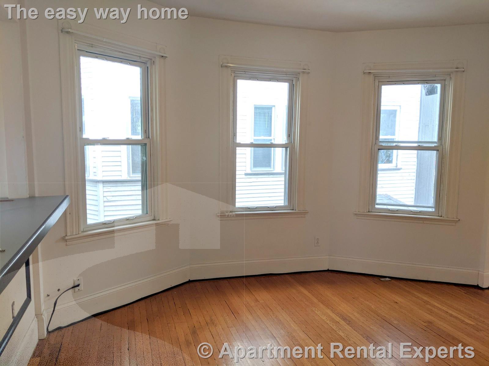 14 Sanborn Ave, Union Square