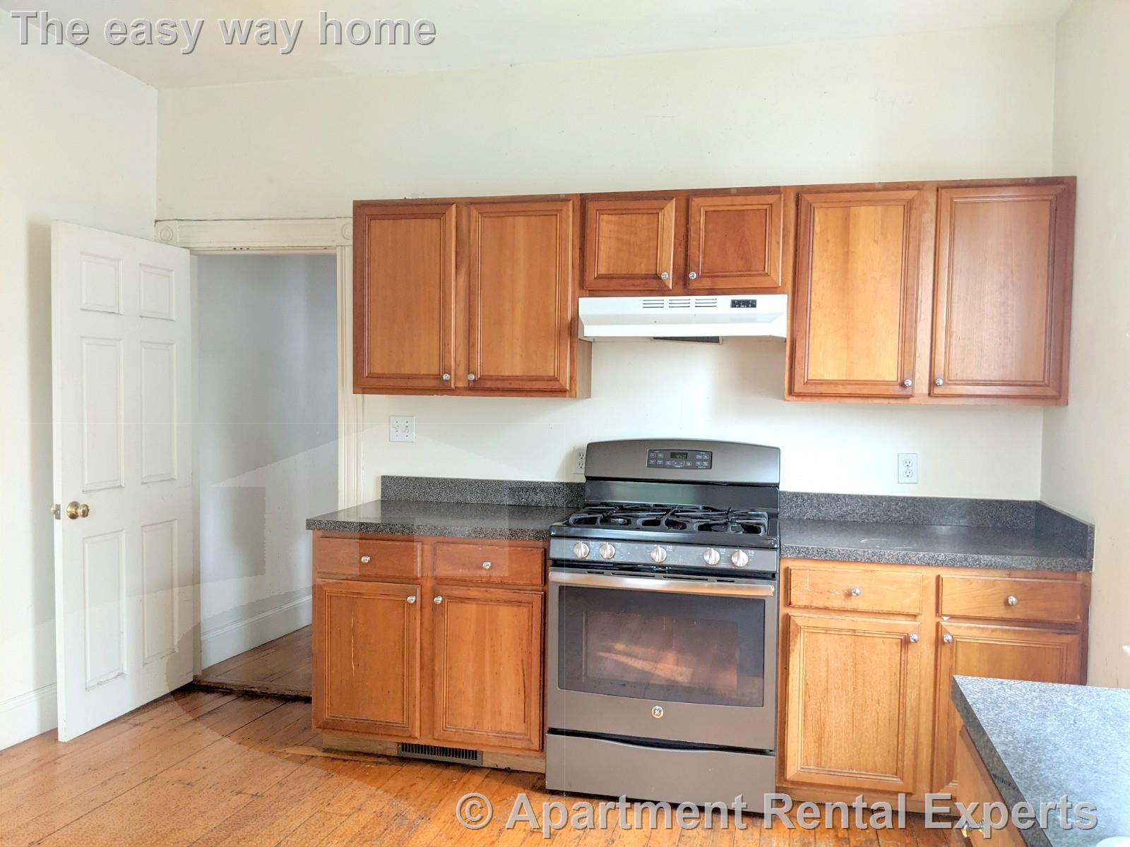 14 Sanborn Ave, Union Square