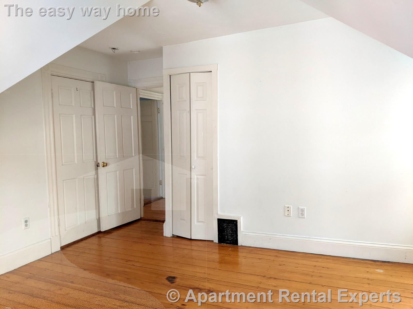 14 Sanborn Ave, Union Square