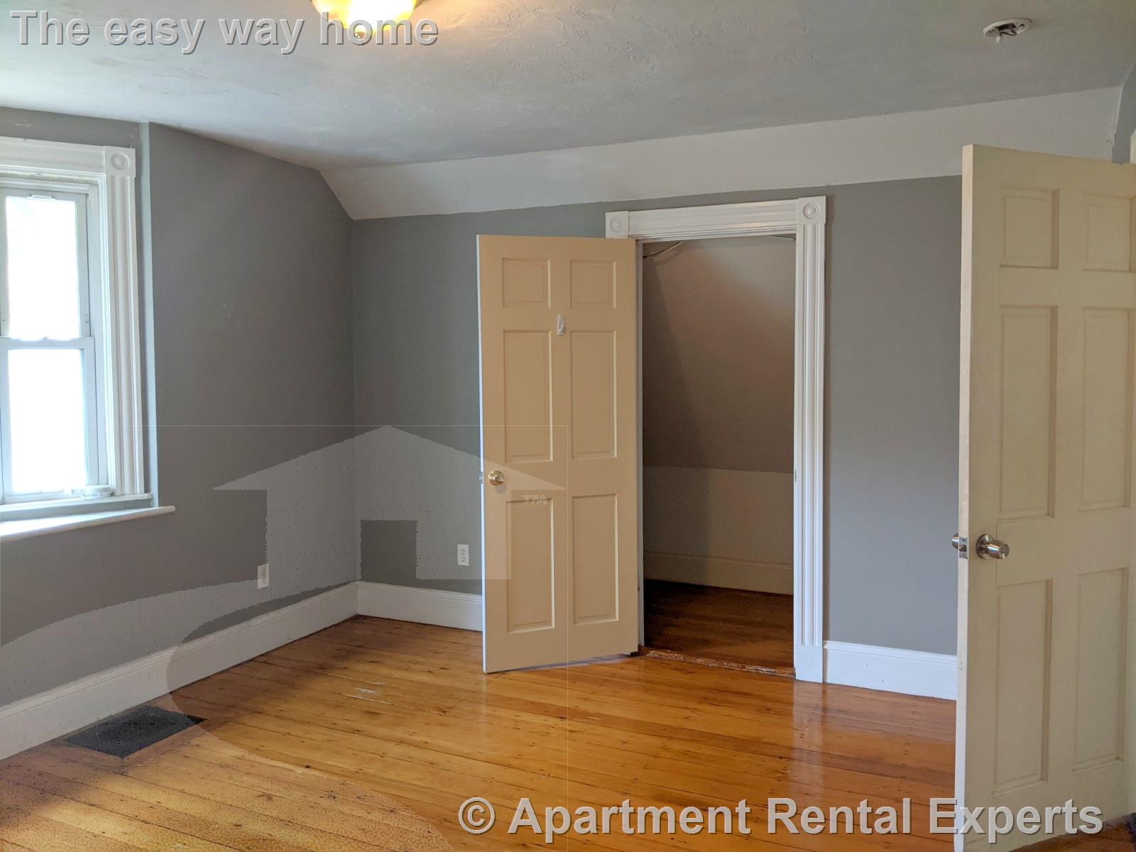 14 Sanborn Ave, Union Square