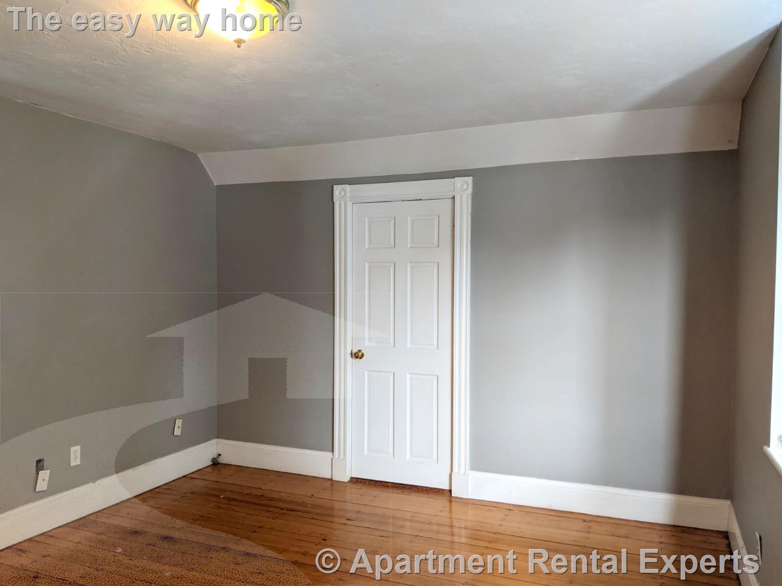 14 Sanborn Ave, Union Square