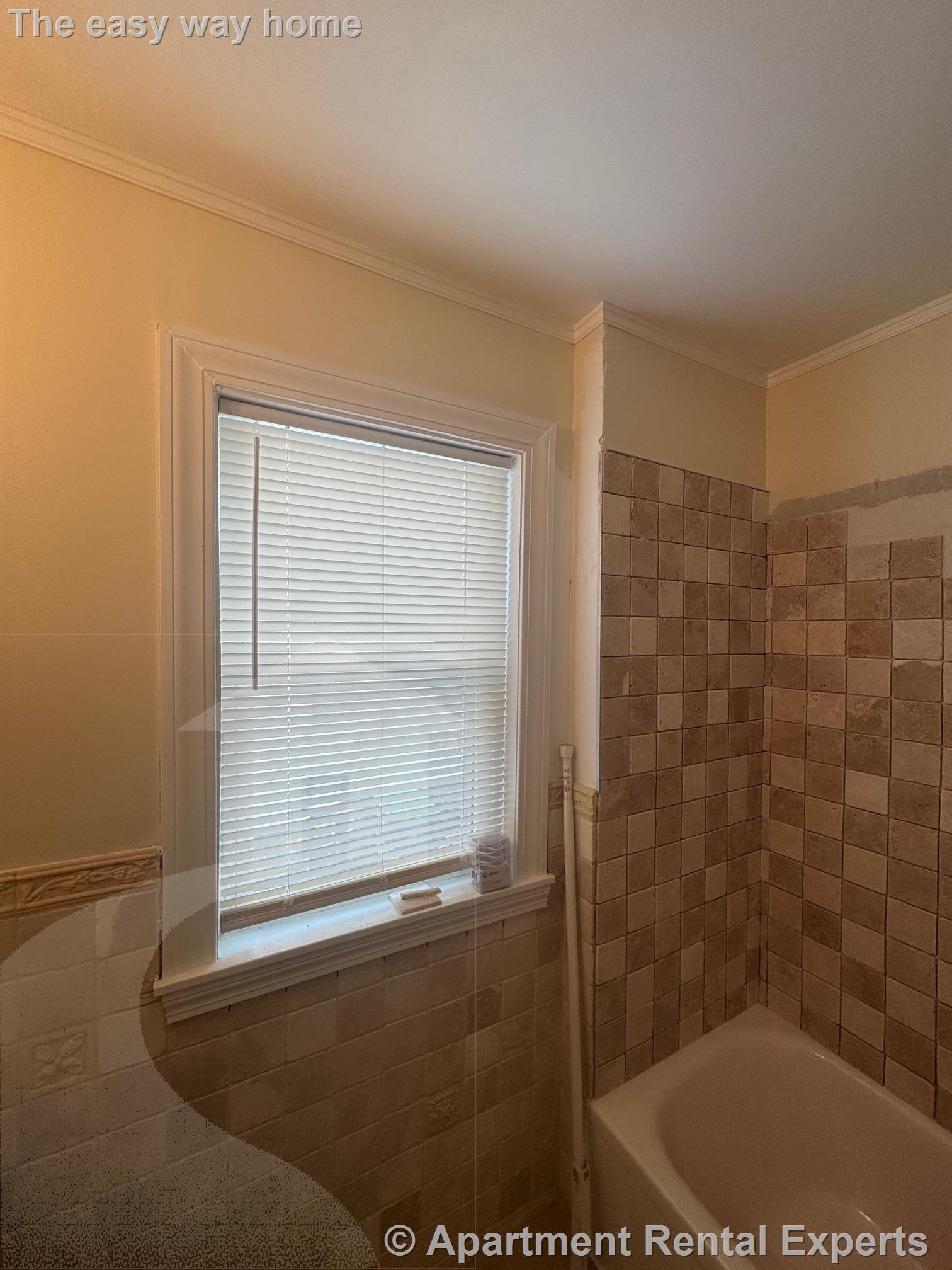 47 Paulina St, Davis Square