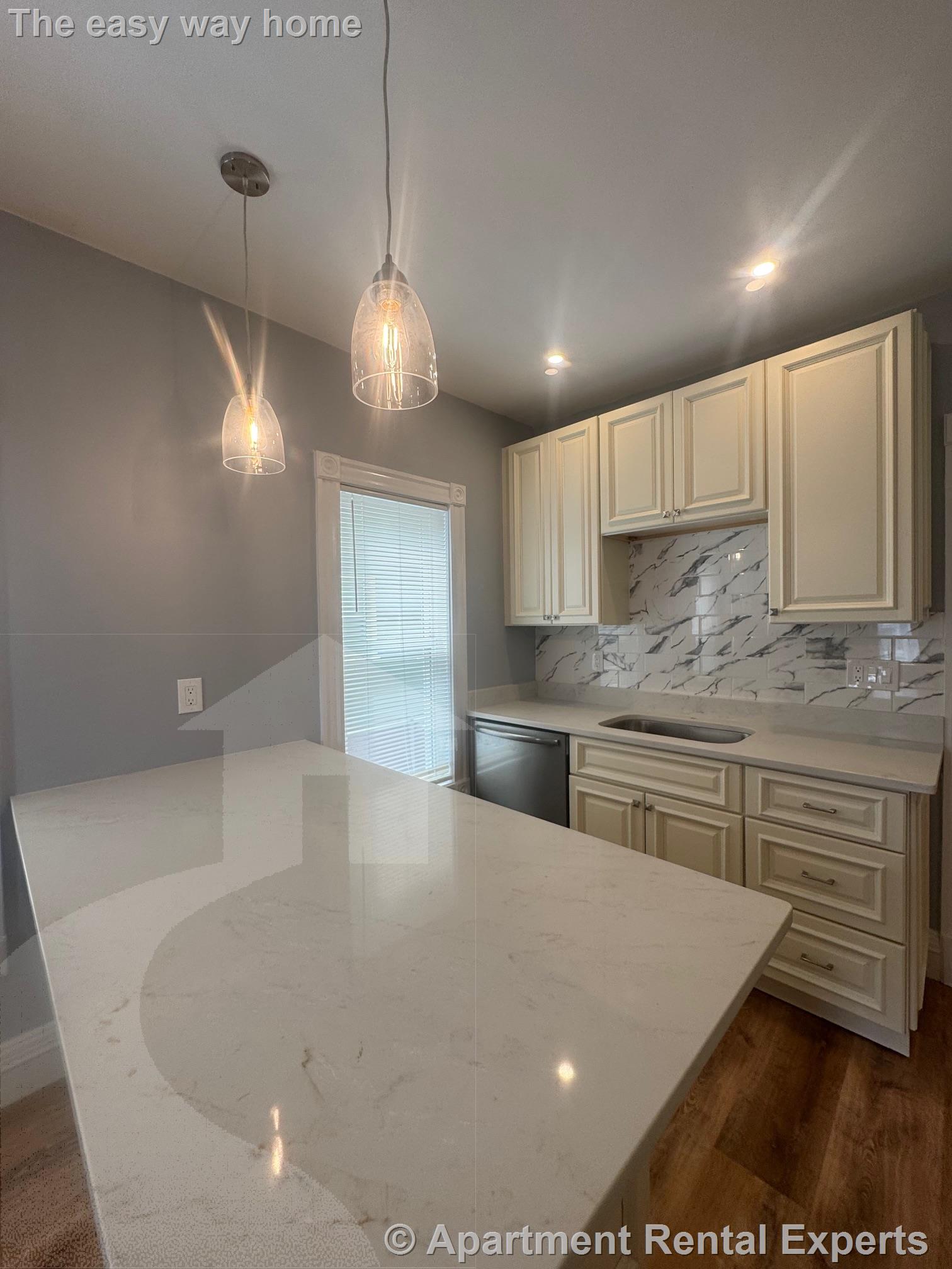 47 Paulina St, Davis Square