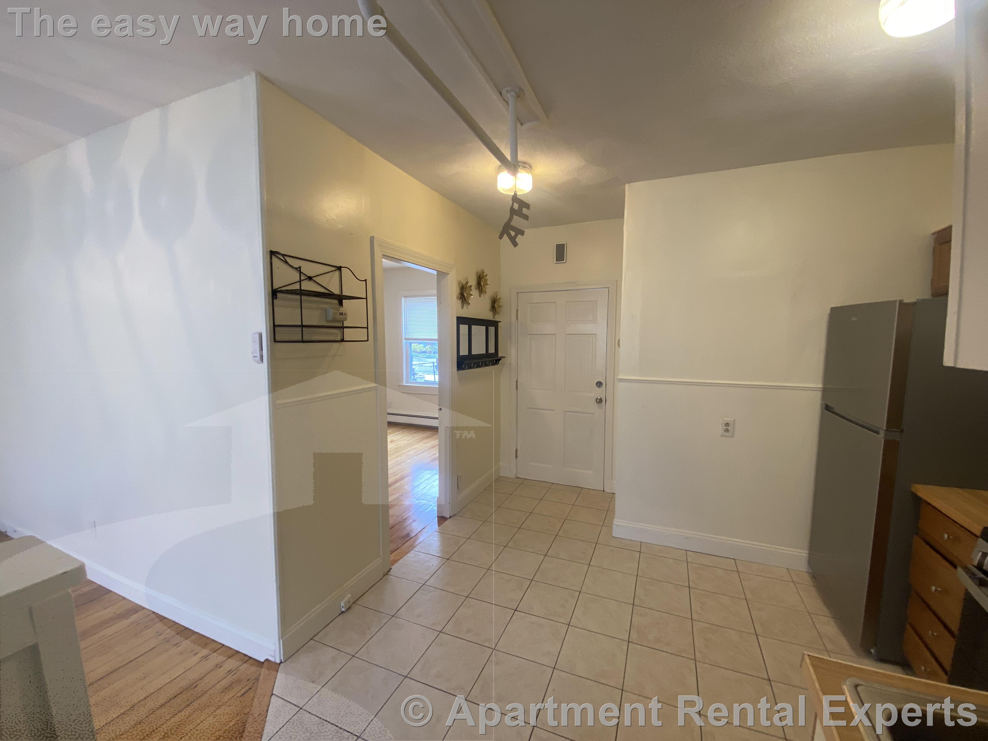 202 Harvard St, Tufts