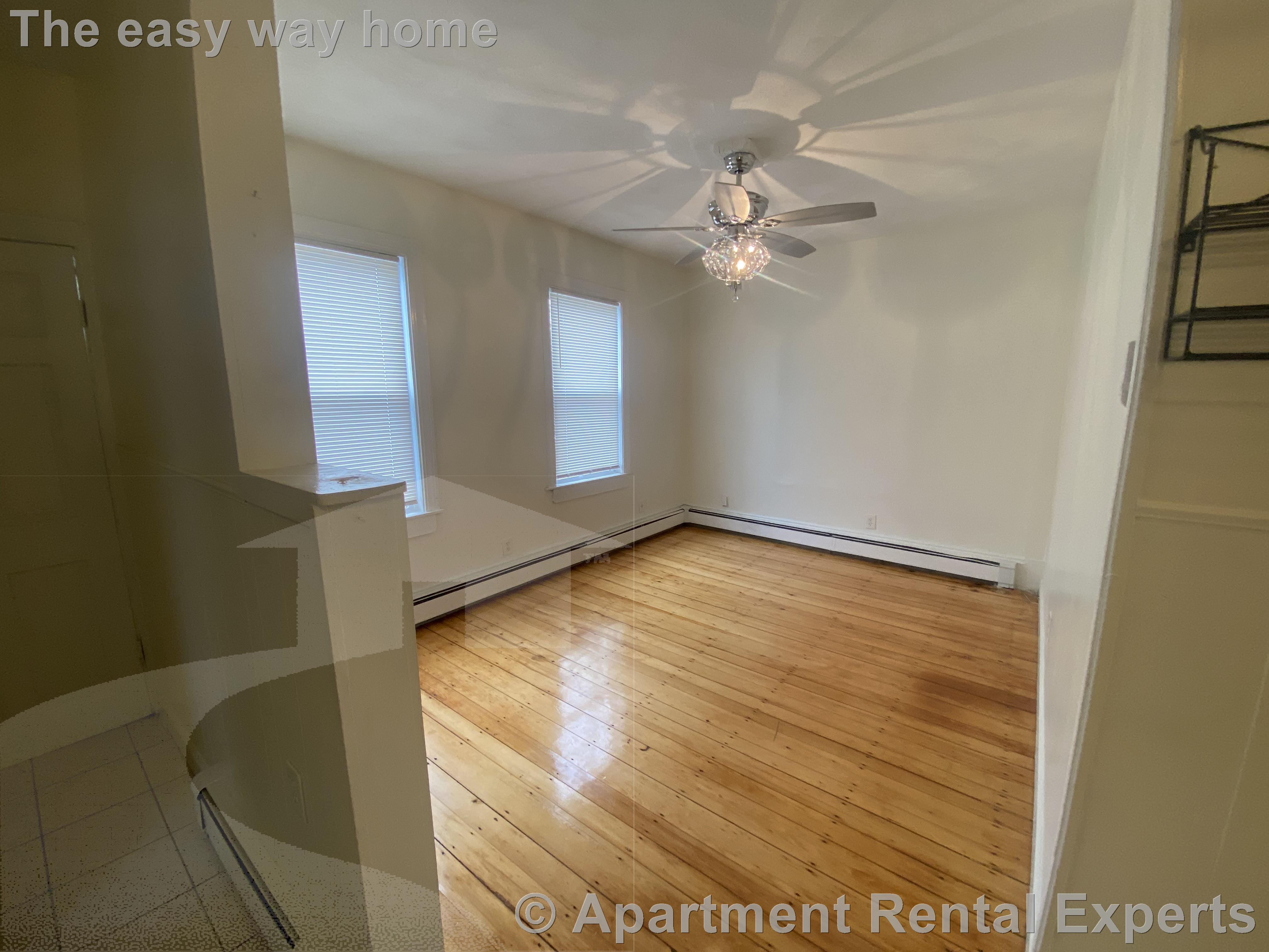 202 Harvard St, Tufts