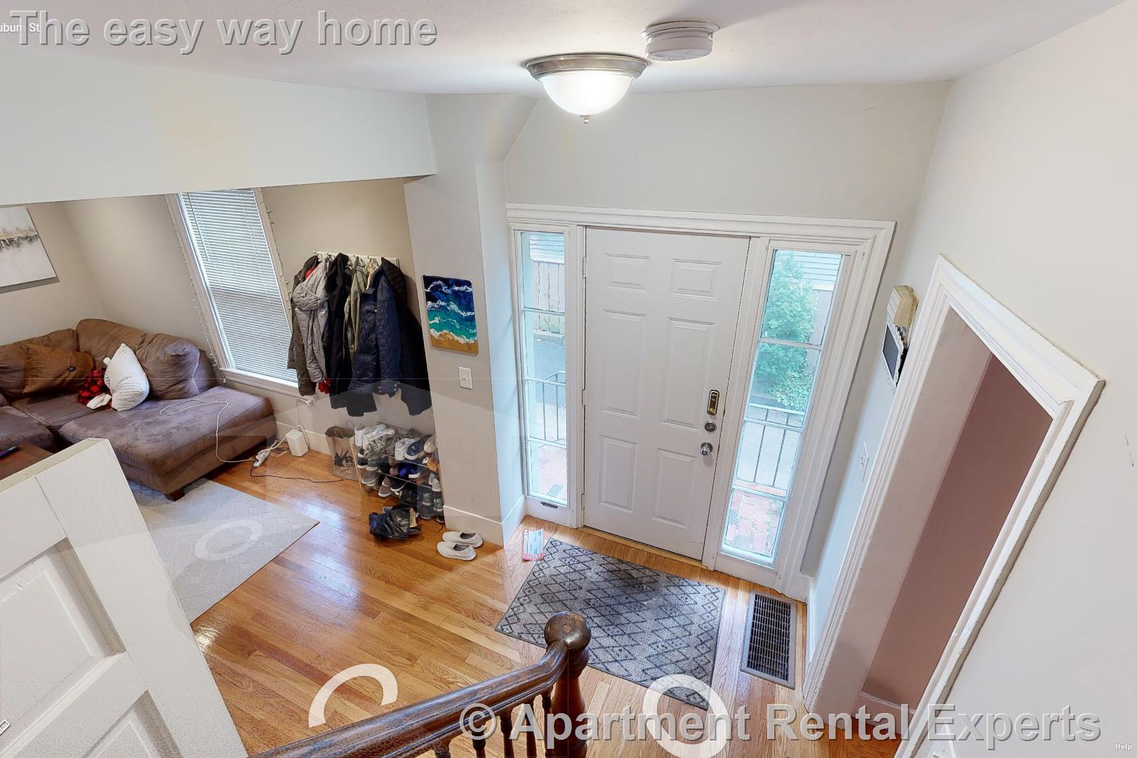 14 Mount Auburn St, Harvard Square