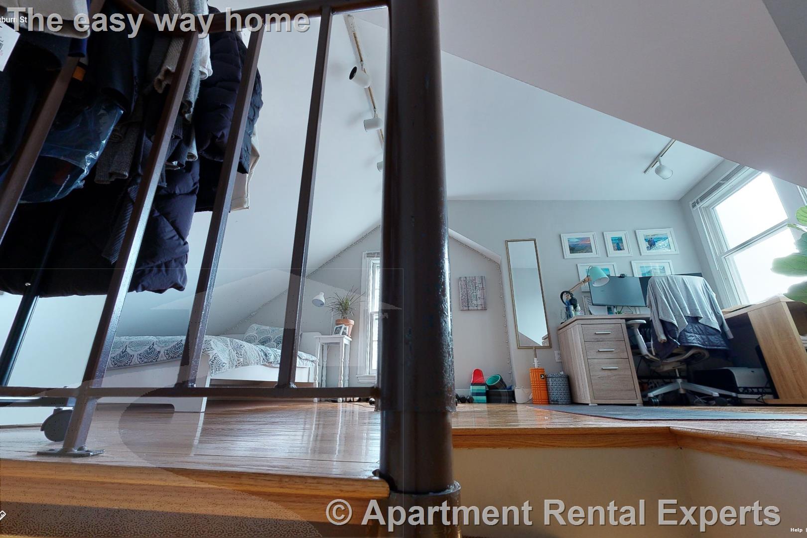 14 Mount Auburn St, Harvard Square