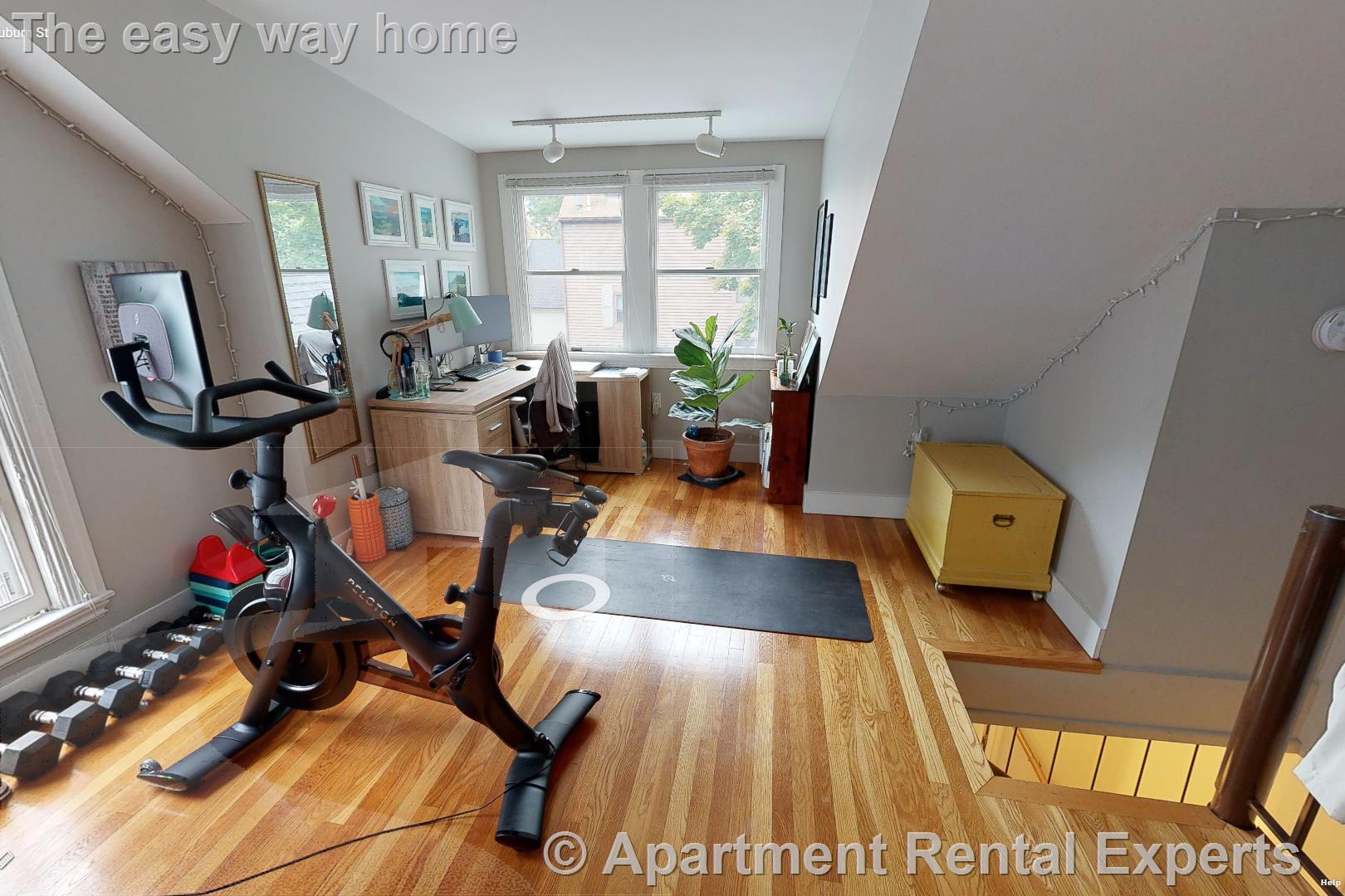 14 Mount Auburn St, Harvard Square