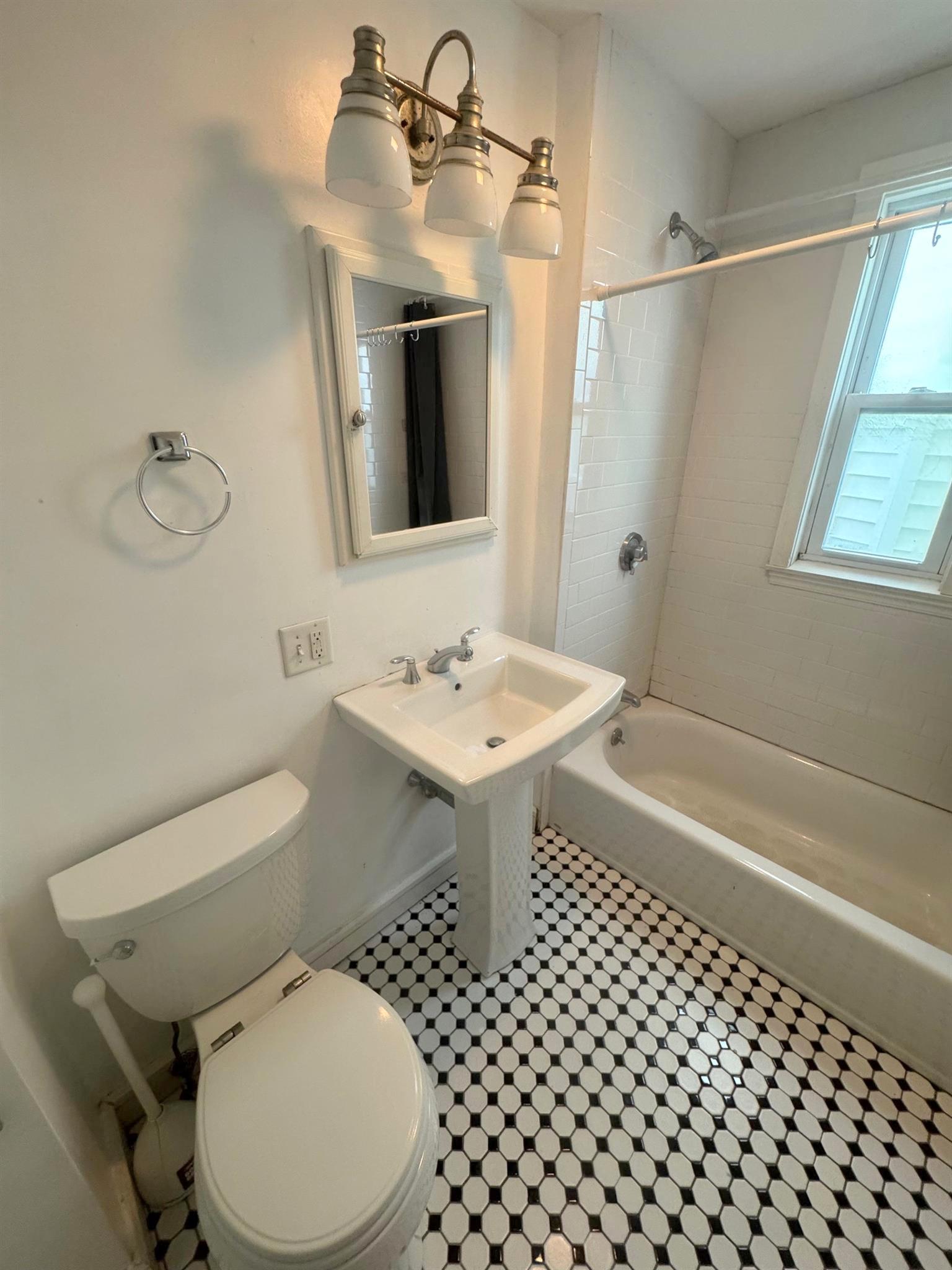 5 Partridge Ave, Magoun Square