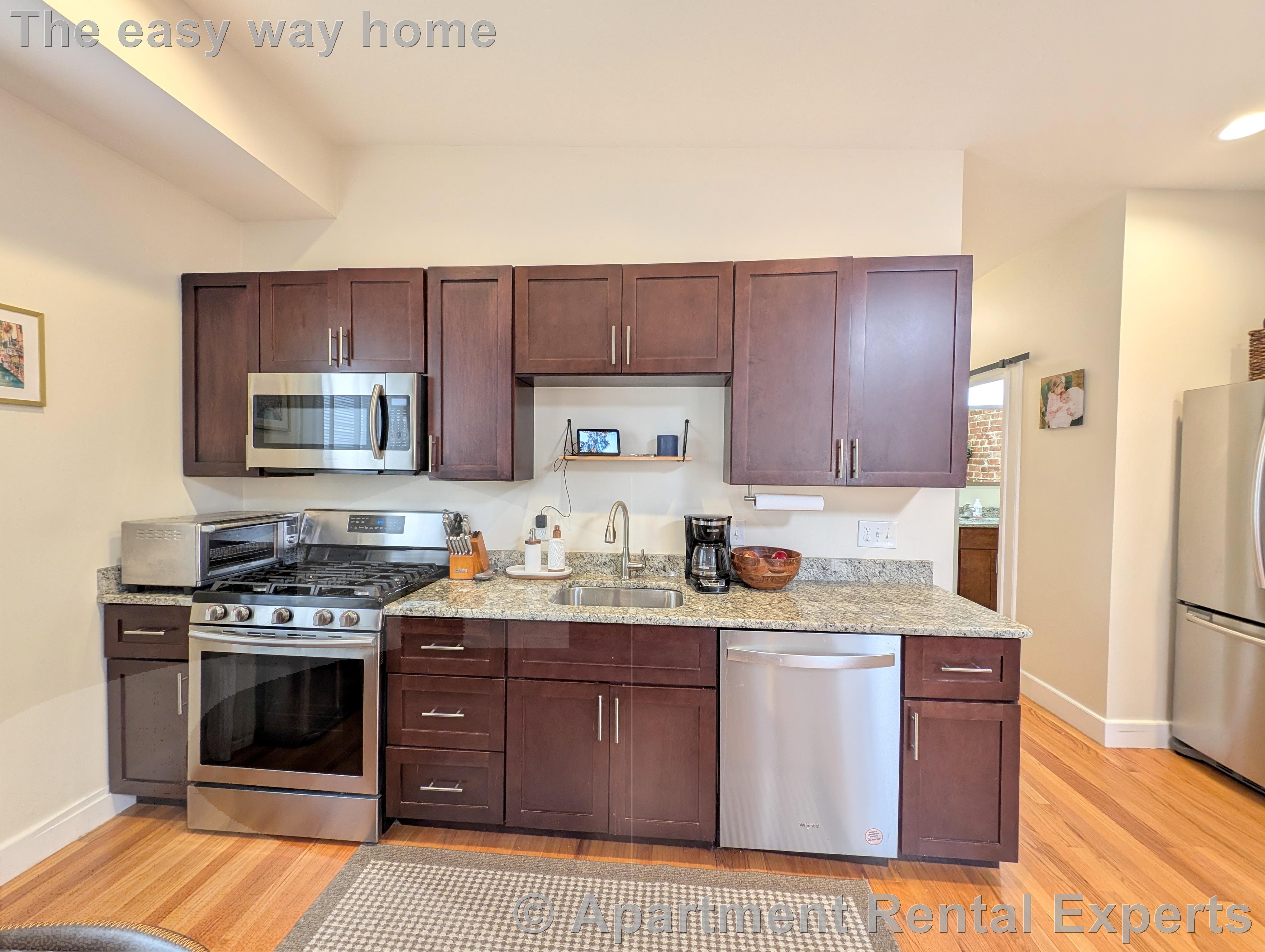 306 Western Ave, Central Square