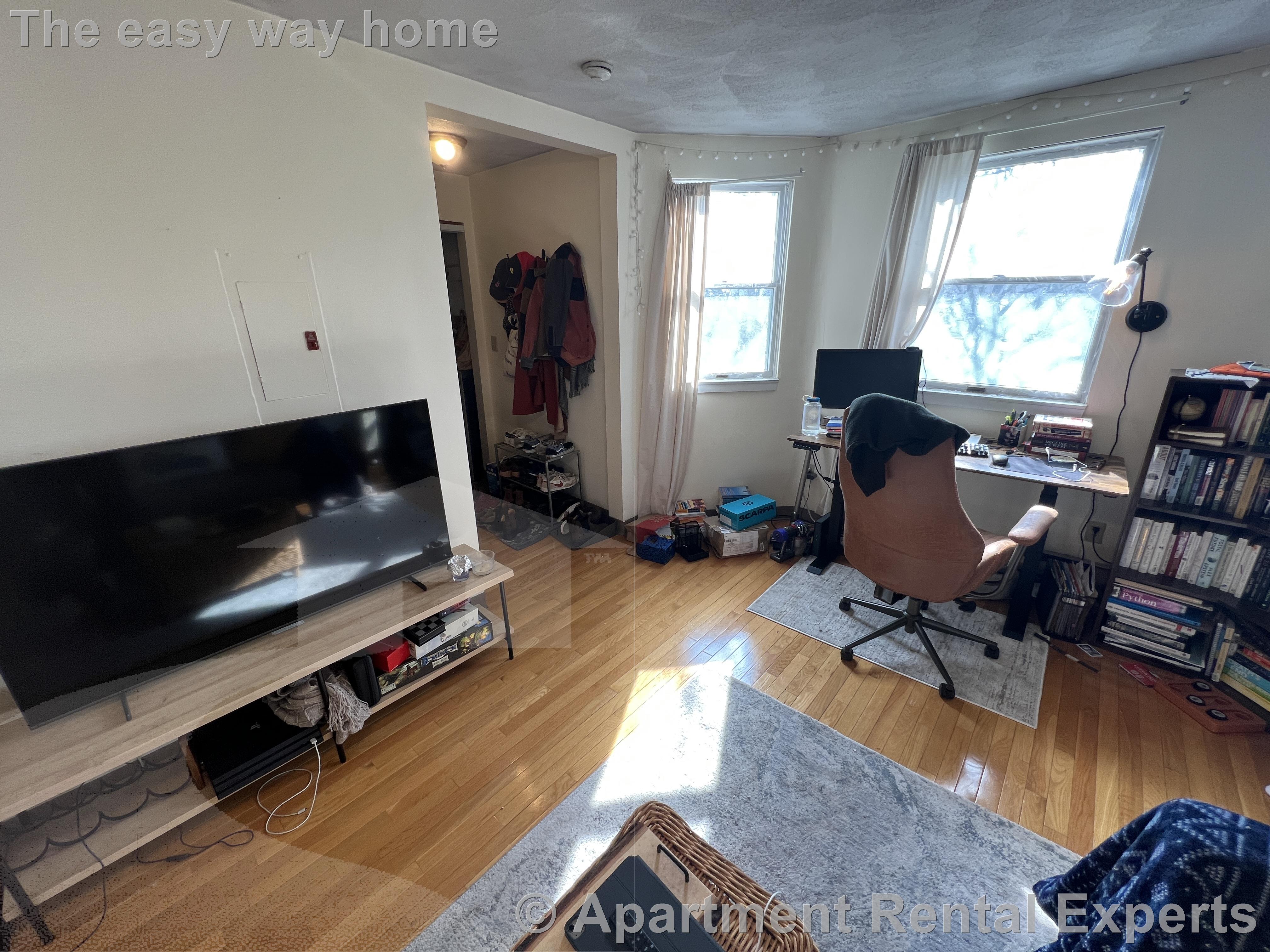 217 Holland St, Davis Square