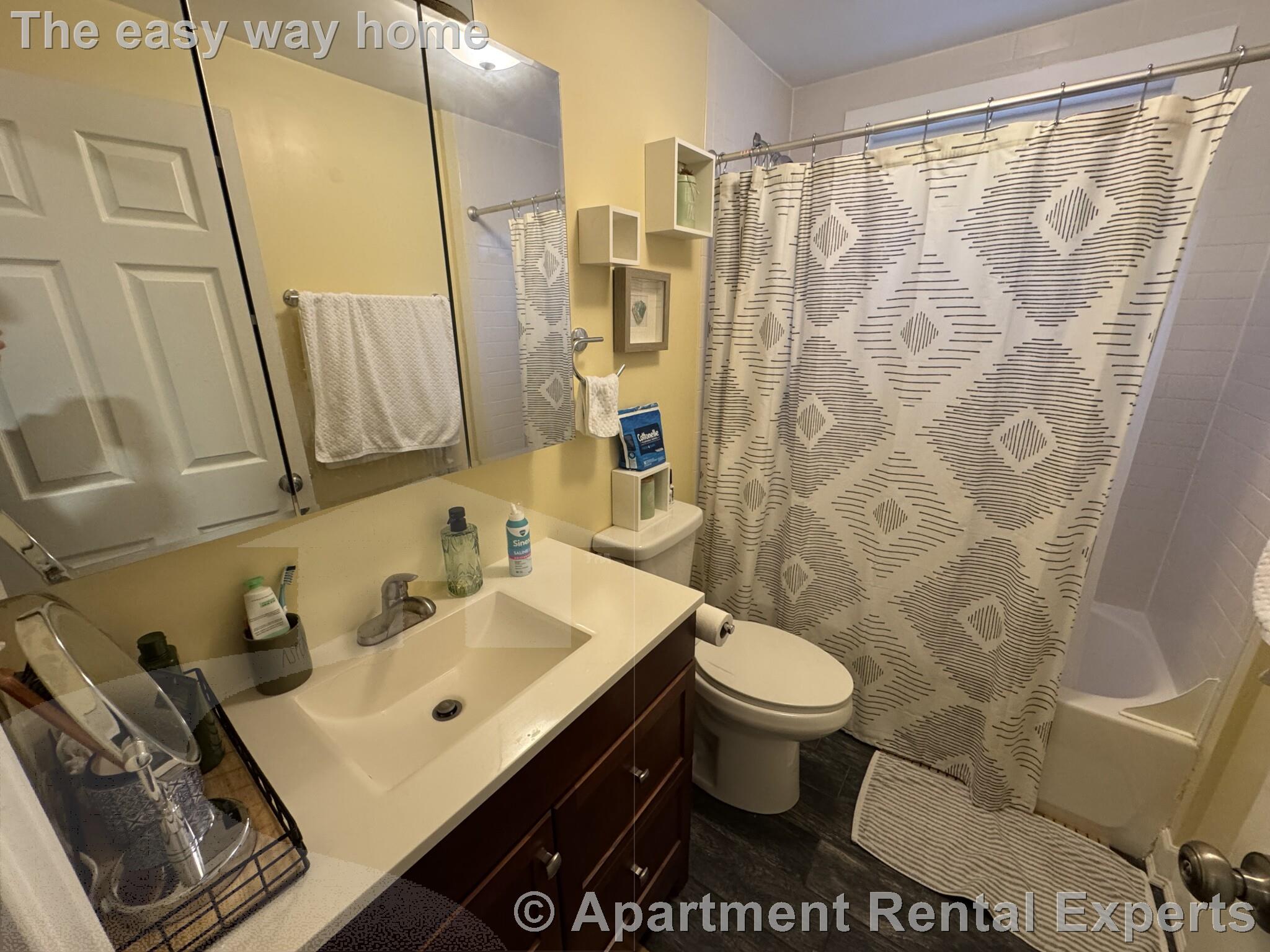 10 Jay St, Davis Square