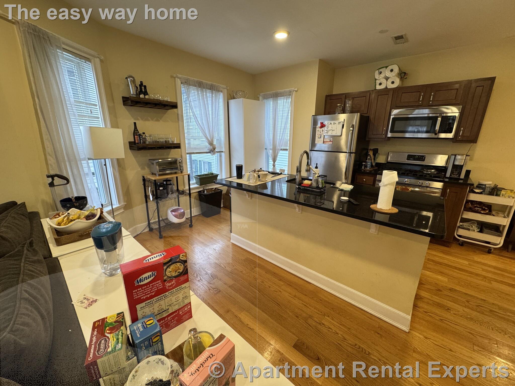 10 Jay St, Davis Square