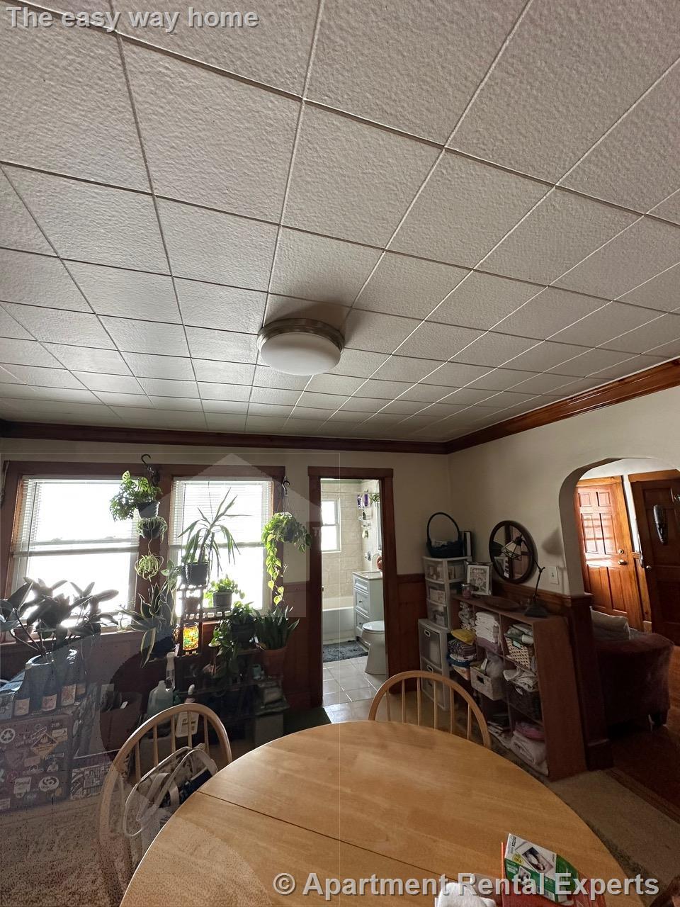 21 Ashland St, Malden Center