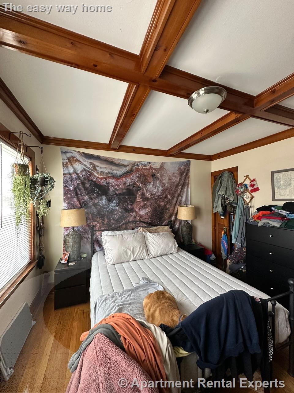 21 Ashland St, Malden Center