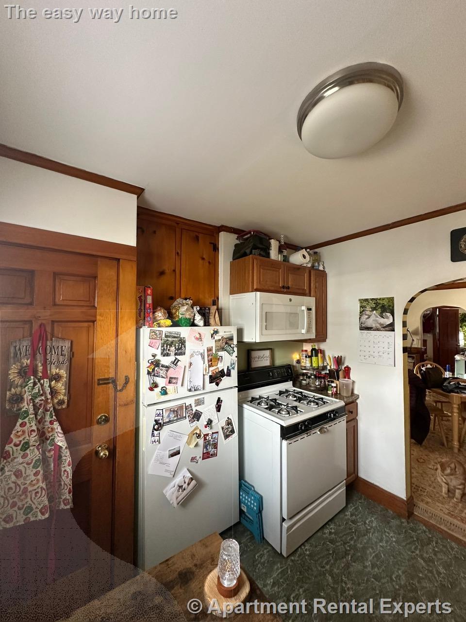 21 Ashland St, Malden Center