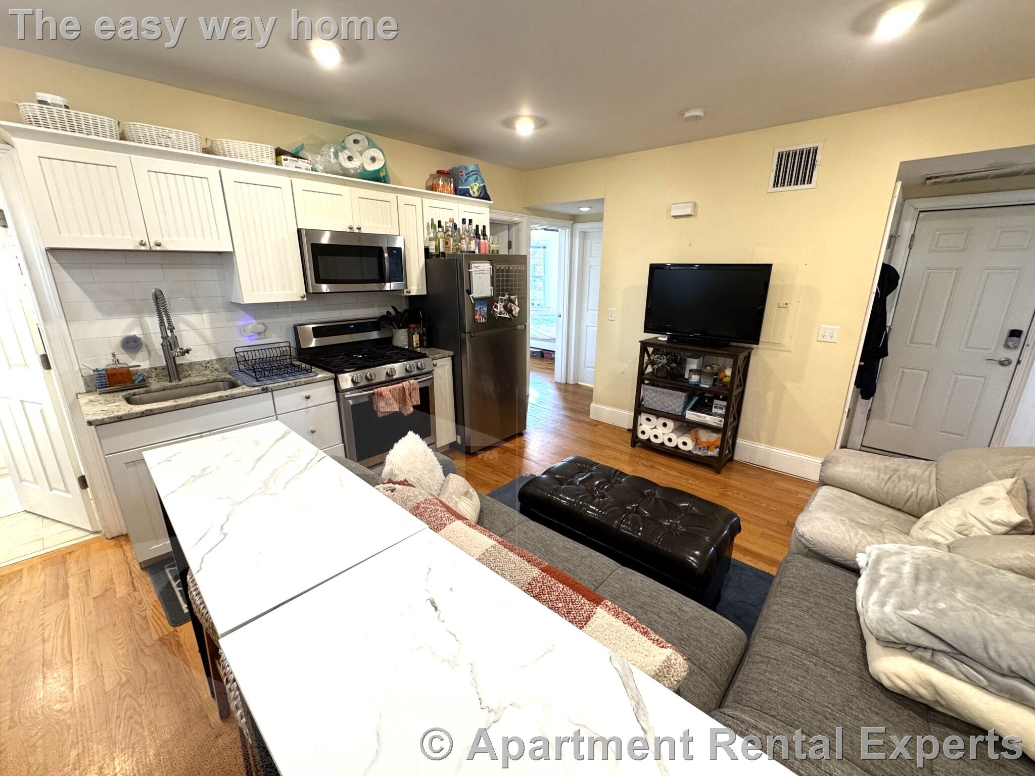 30 Cambridge Ter, Porter Square