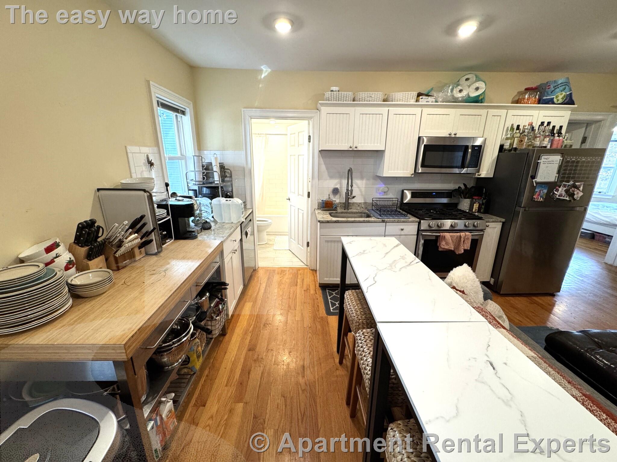 30 Cambridge Ter, Porter Square